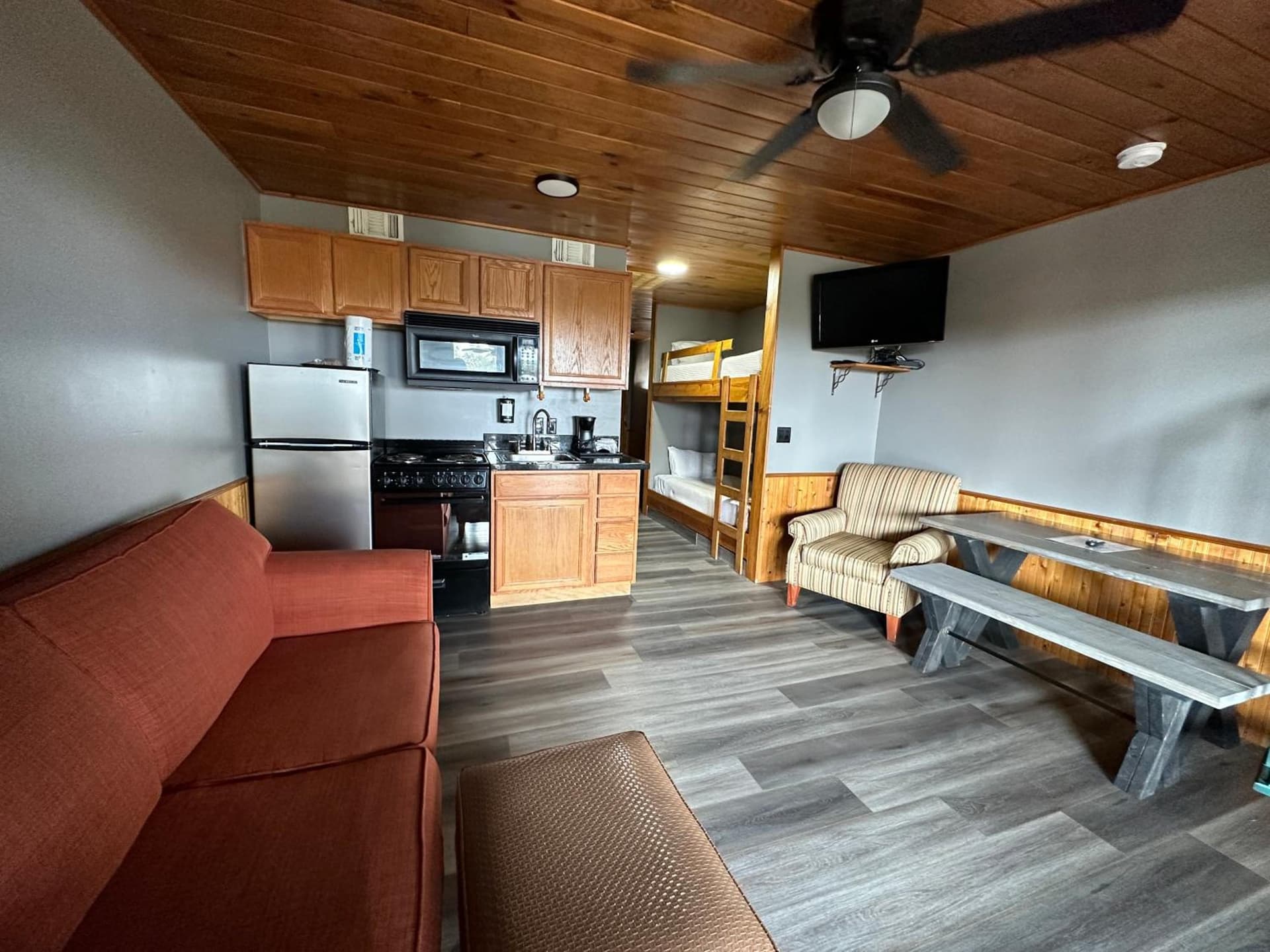 Canyon Lakeview Resort gallery photo in Canyon Lake, TX — image 10