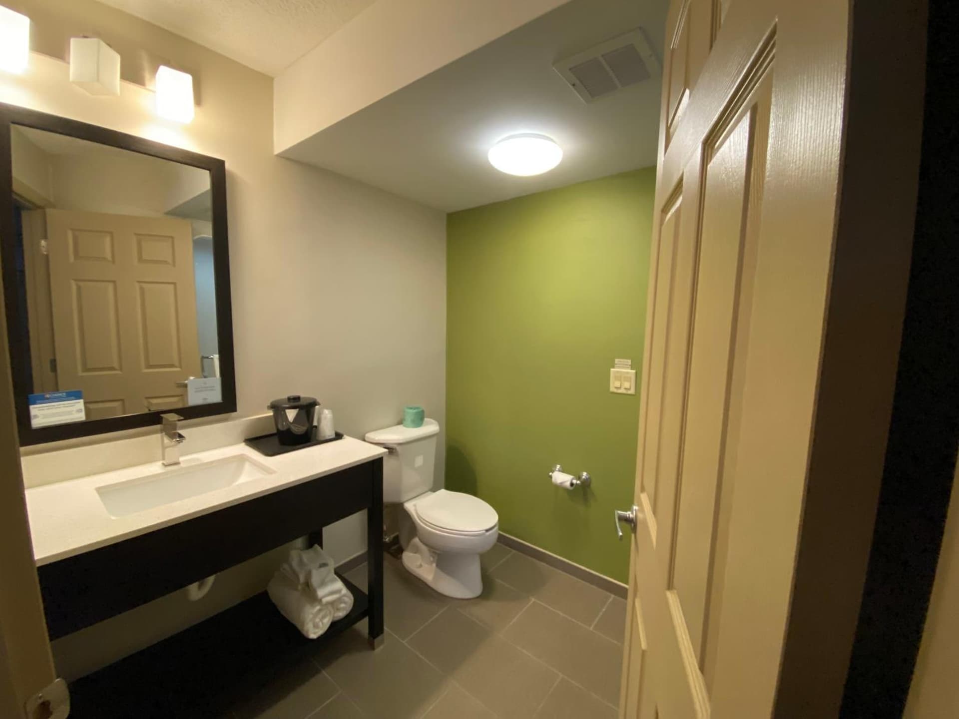 Sleep Inn & Suites Niantic North gallery photo in Niantic, CT — image 36