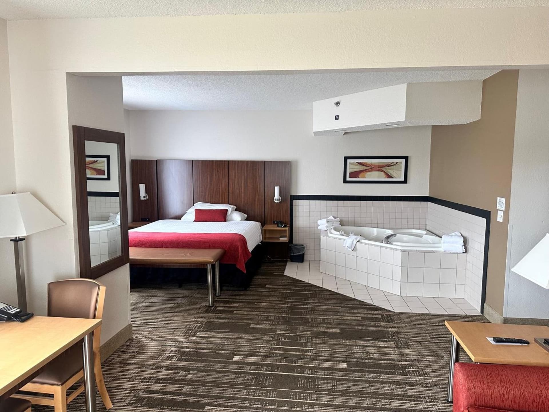 Northfield Inn Suites and Conference Center property views in Springfield, IL — gallery photo 3