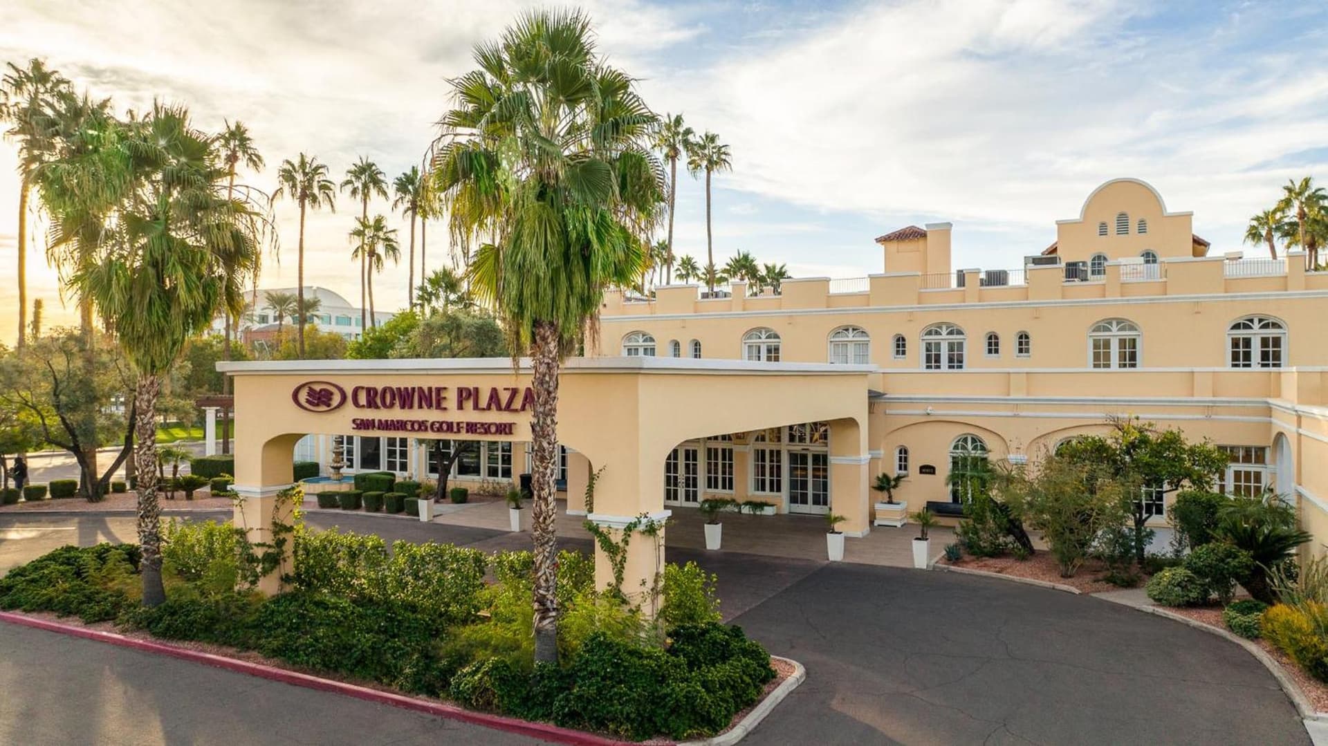 Crowne Plaza Phoenix - Chandler Golf Resort by IHG gallery photo in Chandler, AZ — image 65