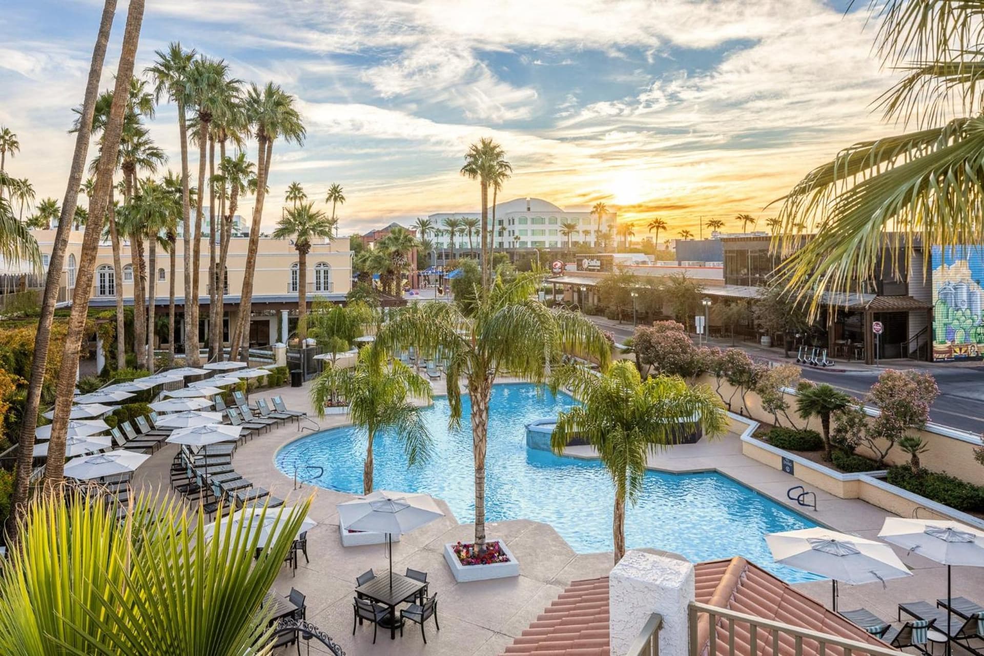 Crowne Plaza Phoenix - Chandler Golf Resort by IHG gallery photo in Chandler, AZ — image 49