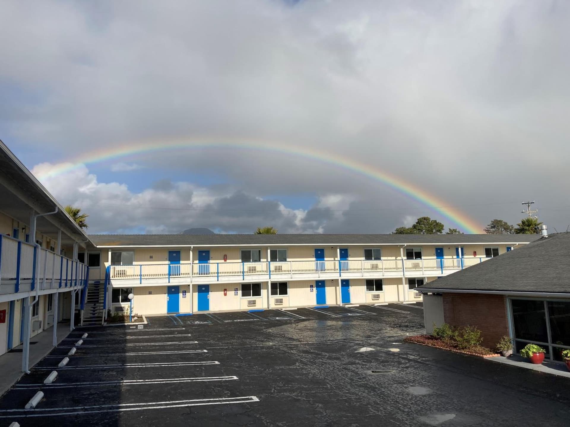 Coast Riders Inn — hotel in San Simeon, California