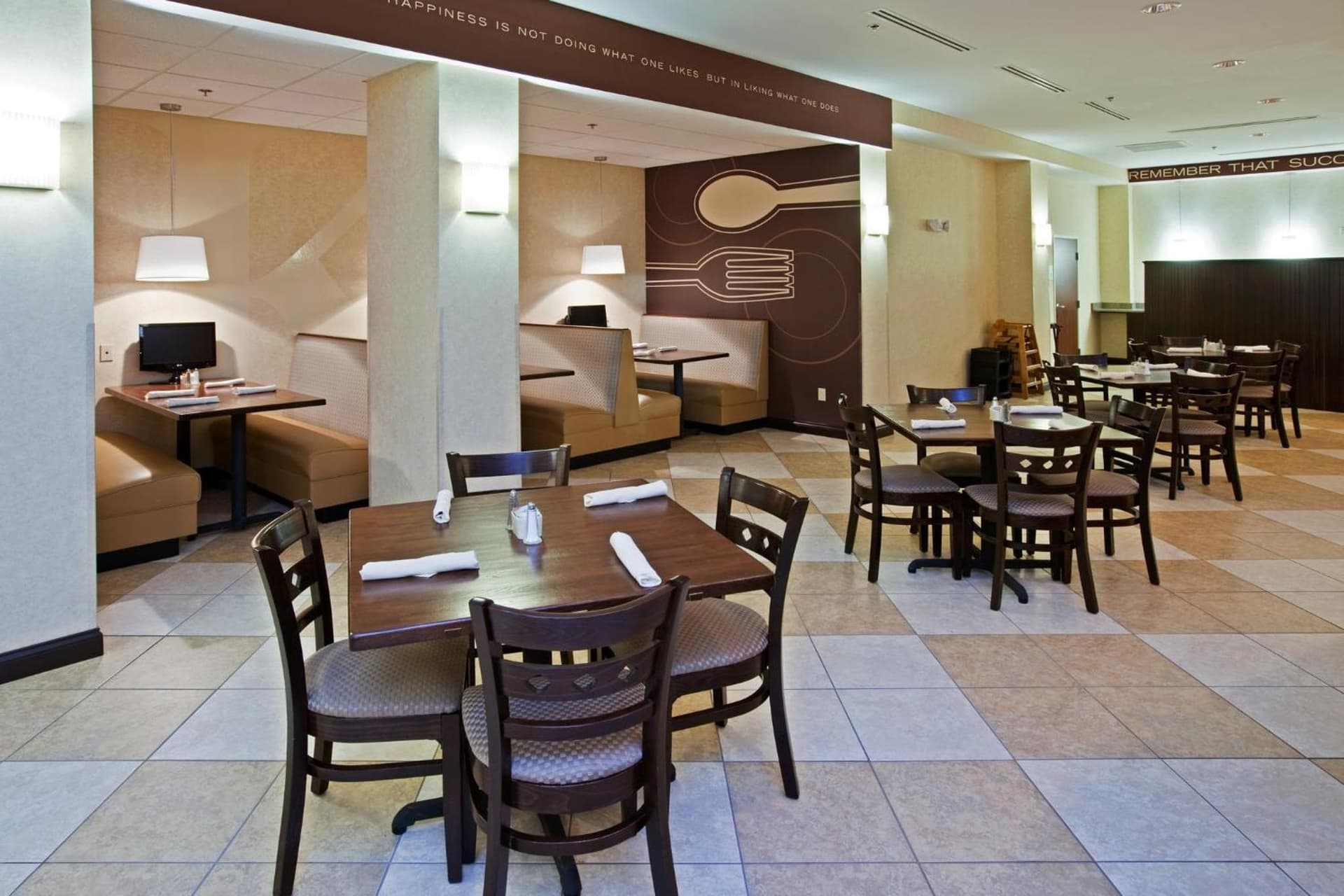 Holiday Inn Florence by IHG property views in Florence, KY — gallery photo 3