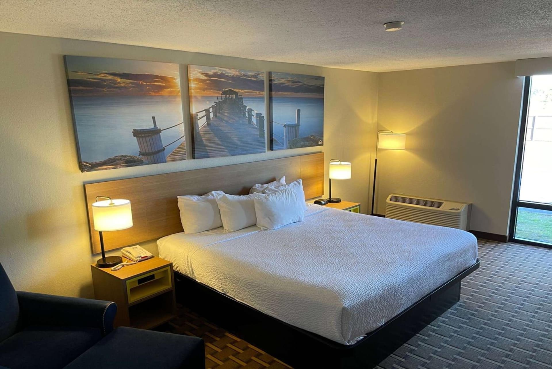 Days Inn by Wyndham Fayetteville-South/I-95 Exit 49 gallery photo in Fayetteville, NC — image 16