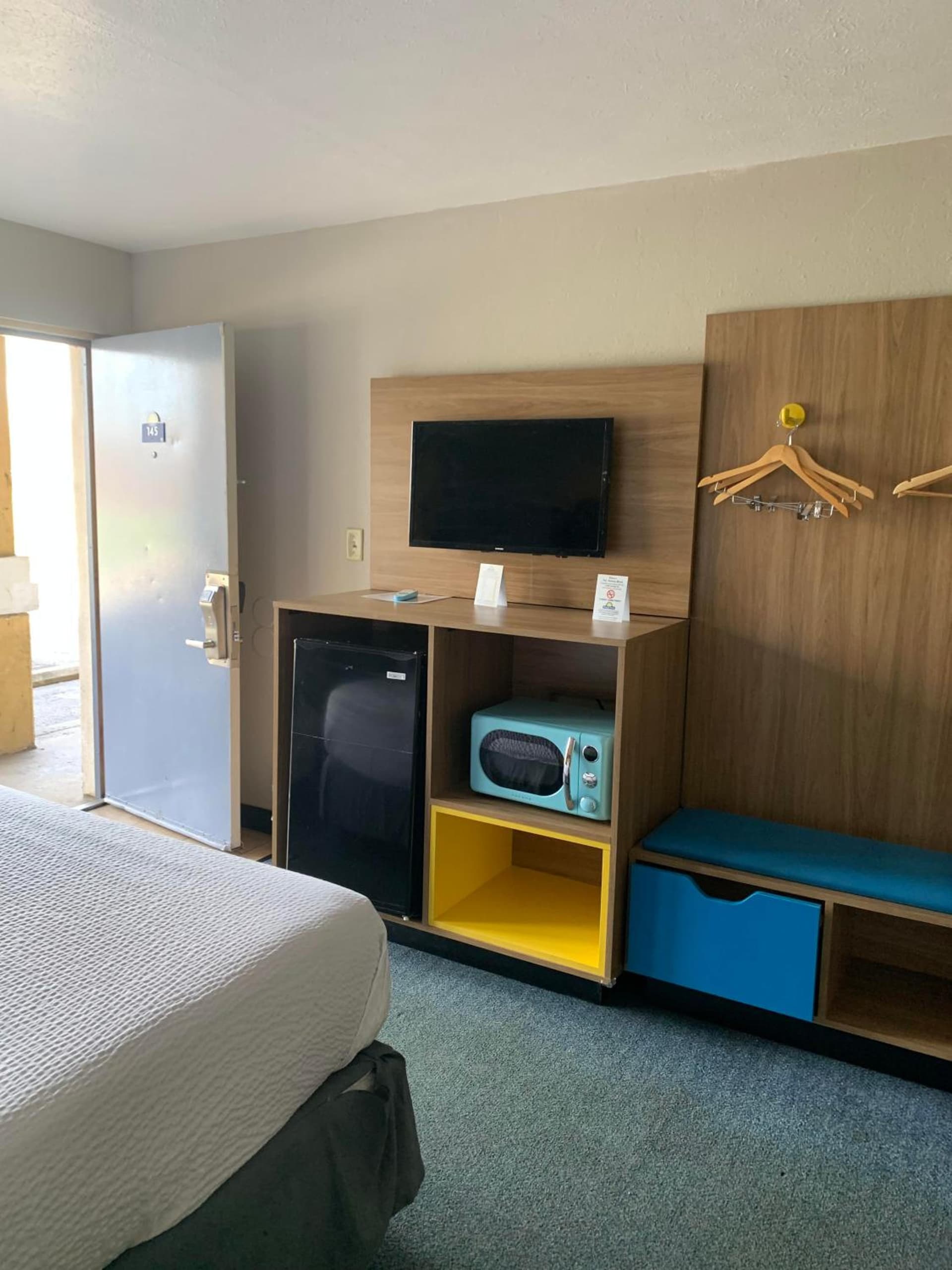 Days Inn by Wyndham Louisville Airport Fair and Expo Center gallery photo in Louisville, KY — image 50