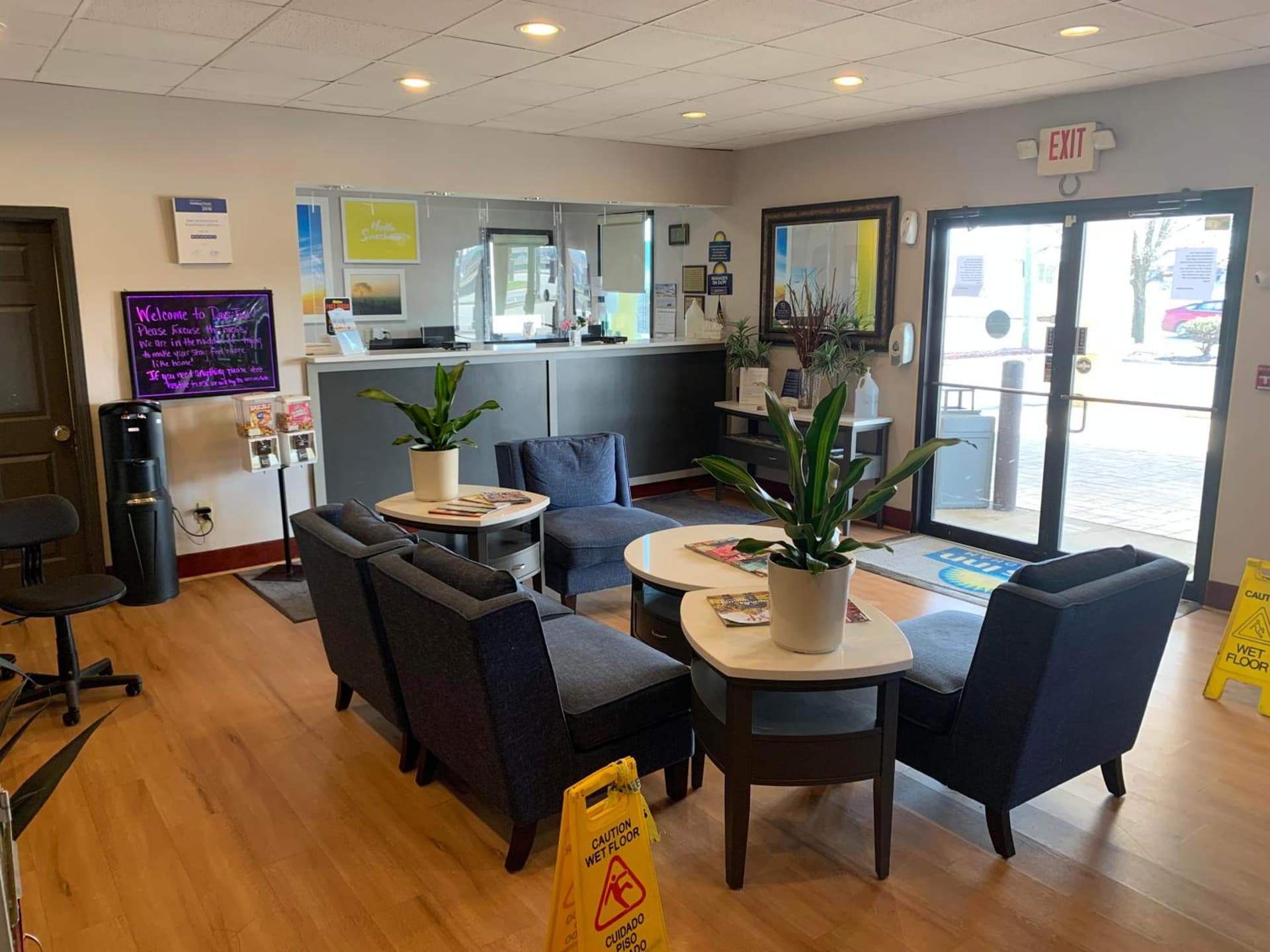 Days Inn by Wyndham Louisville Airport Fair and Expo Center gallery photo in Louisville, KY — image 46