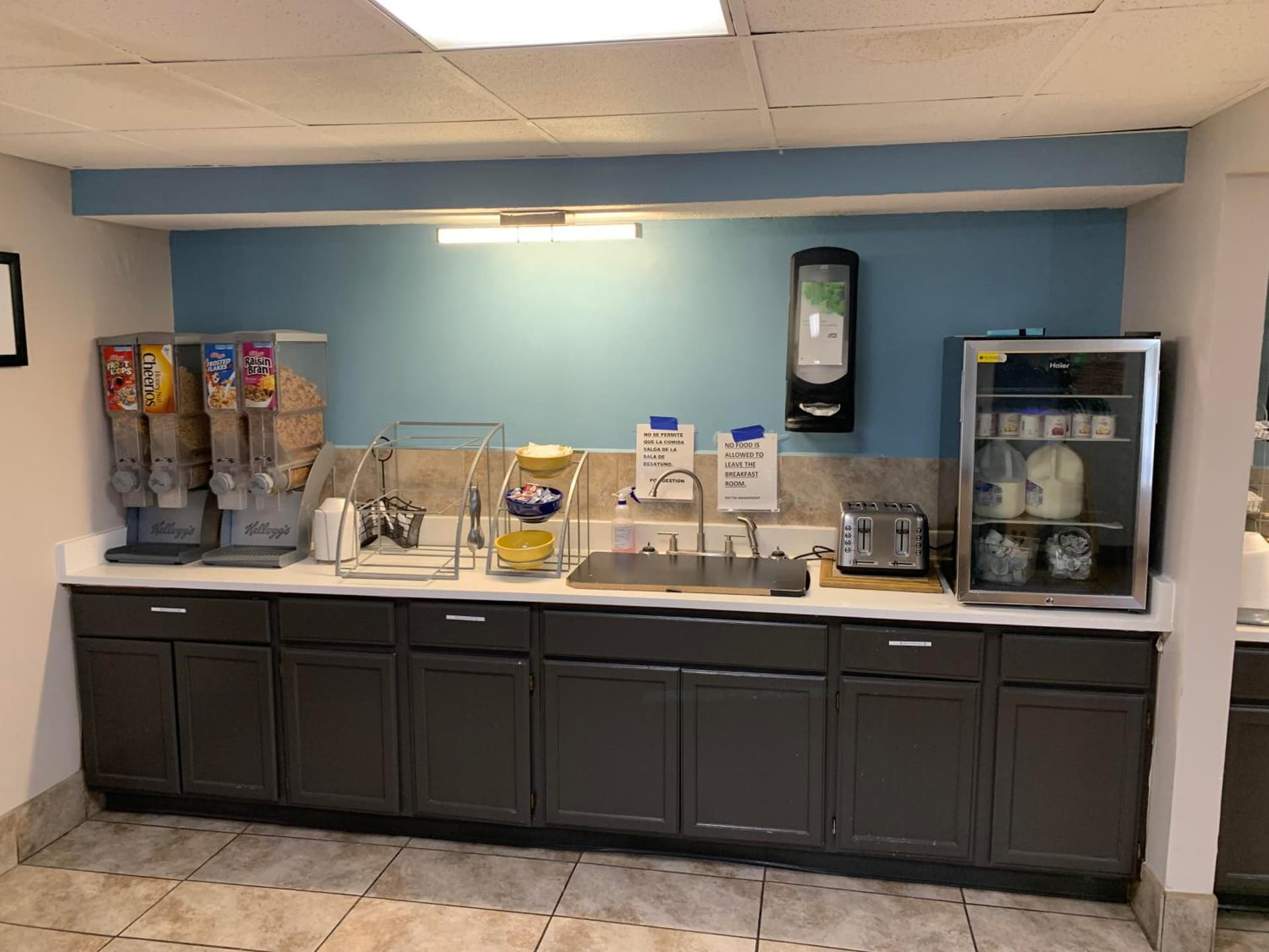 Days Inn by Wyndham Louisville Airport Fair and Expo Center gallery photo in Louisville, KY — image 17