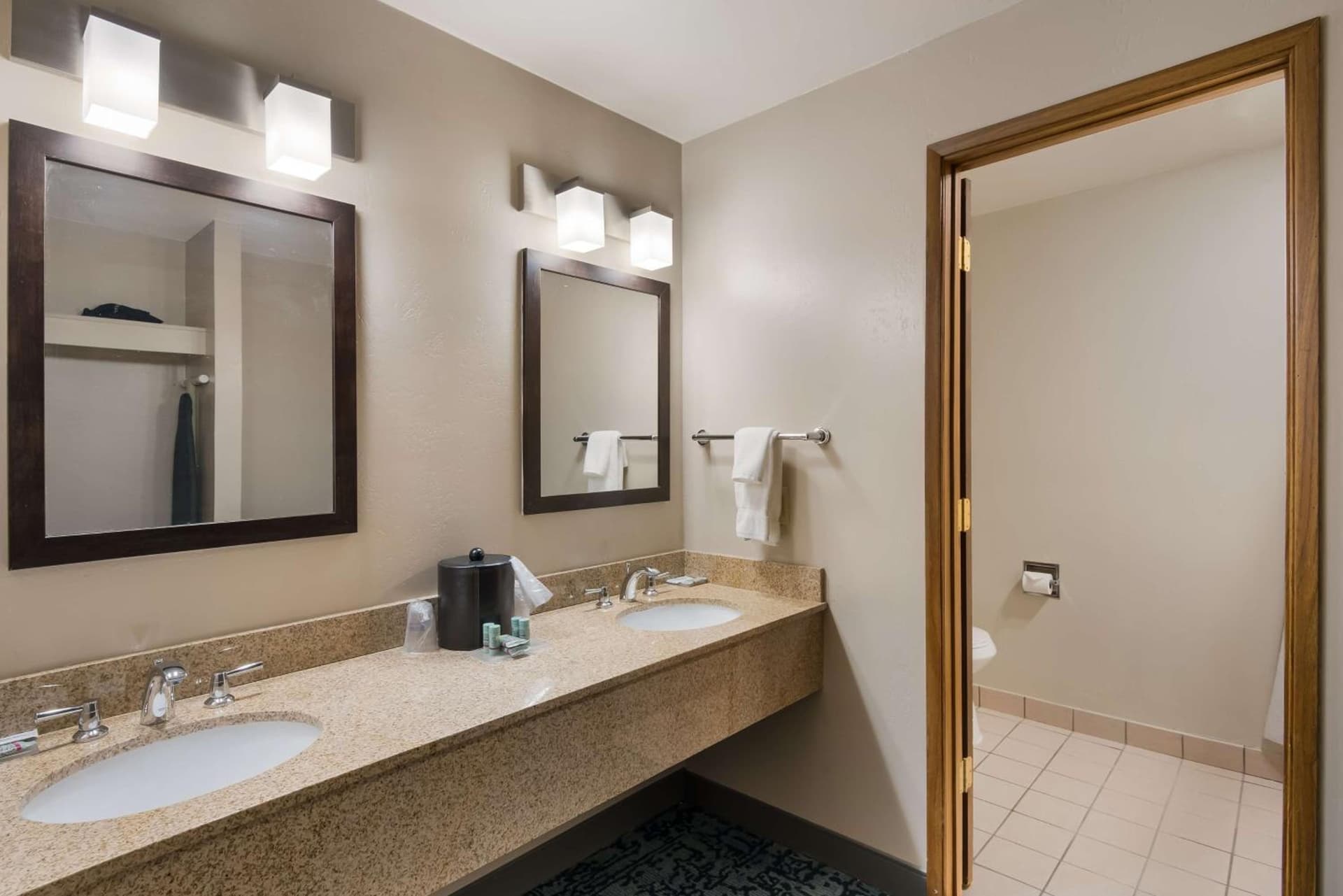Best Western New Oregon Motel gallery photo in Eugene, OR — image 62