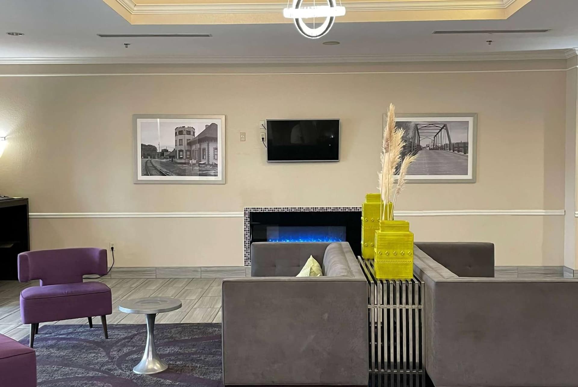 La Quinta by Wyndham Waxahachie gallery photo in Waxahachie, TX — image 8