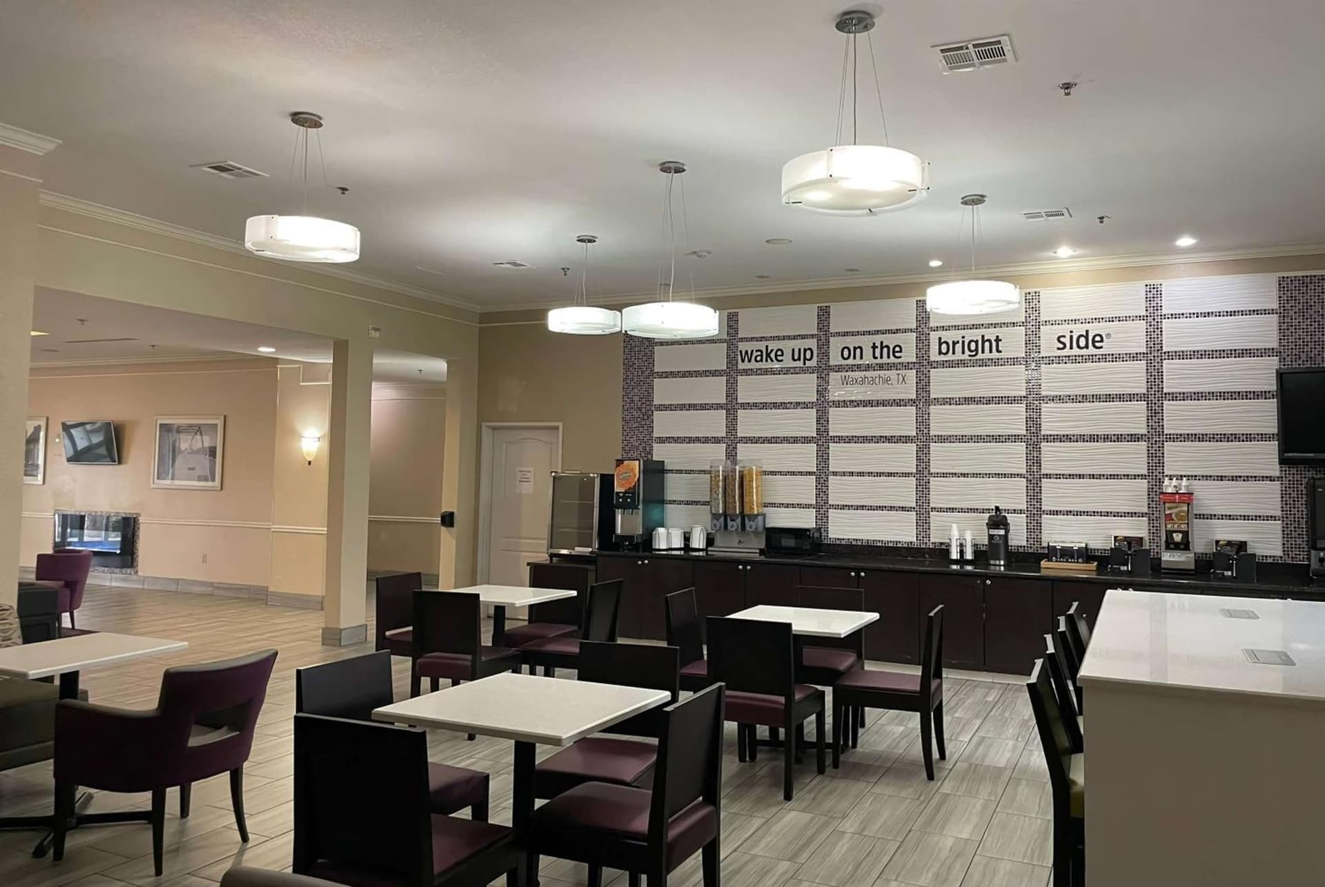 La Quinta by Wyndham Waxahachie gallery photo in Waxahachie, TX — image 15