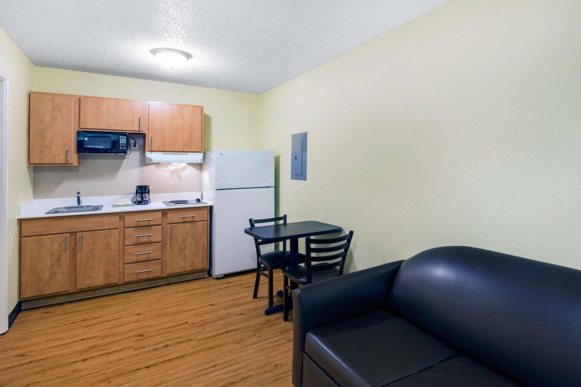 Hawthorn Extended Stay by Wyndham Lewisville gallery photo in Lewisville, TX — image 26