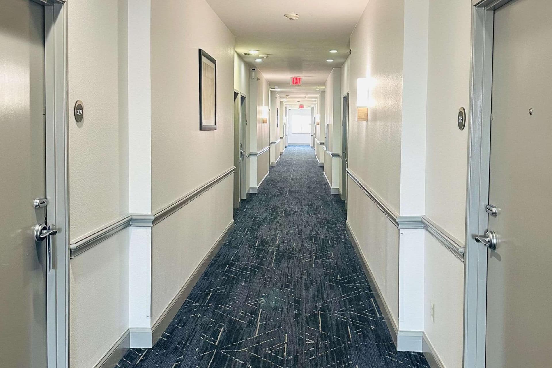 Comfort Inn & Suites Wylie interior in Wylie, TX — gallery photo 2