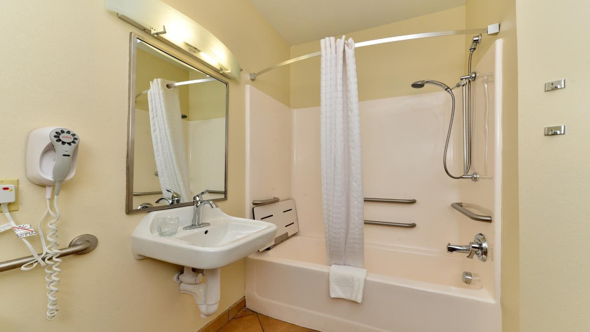 Candlewood Suites Athens by IHG gallery photo in Athens, GA — image 47