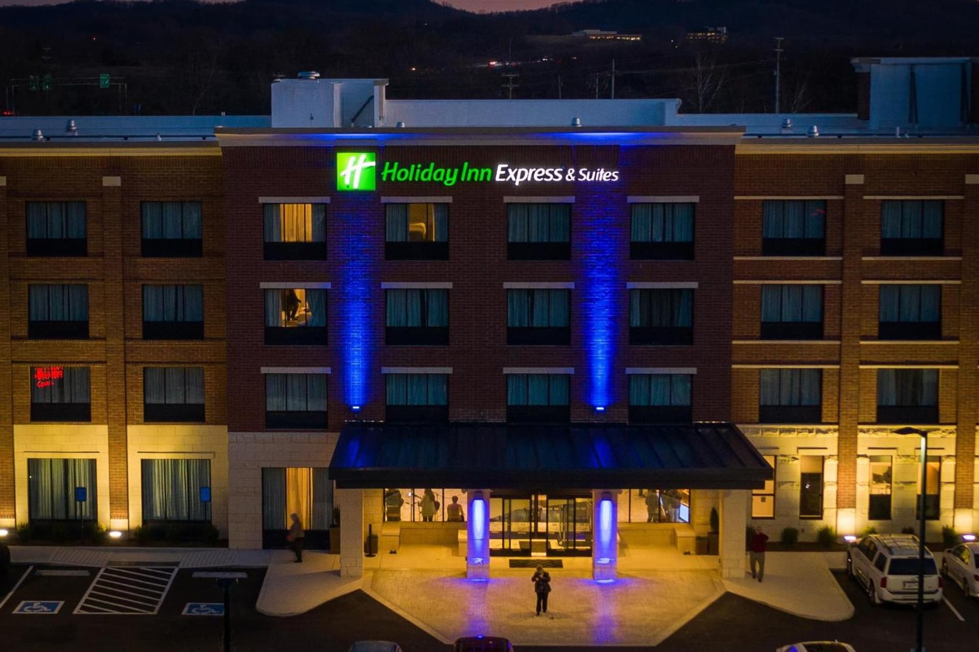 Holiday Inn Express & Suites Franklin - Berry Farms by IHG gallery photo in Franklin, TN — image 26