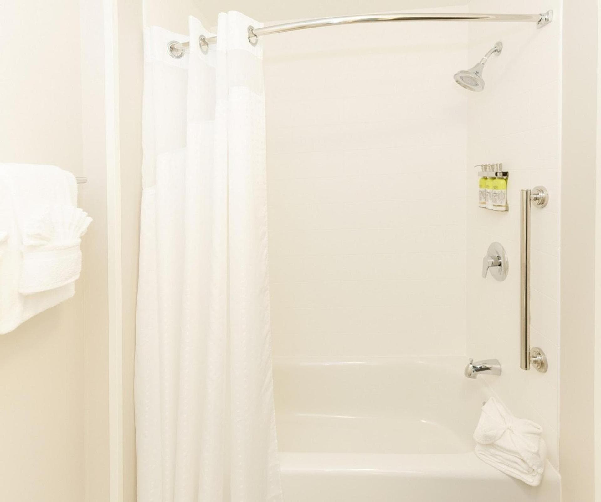 Holiday Inn Express & Suites Franklin - Berry Farms by IHG gallery photo in Franklin, TN — image 40