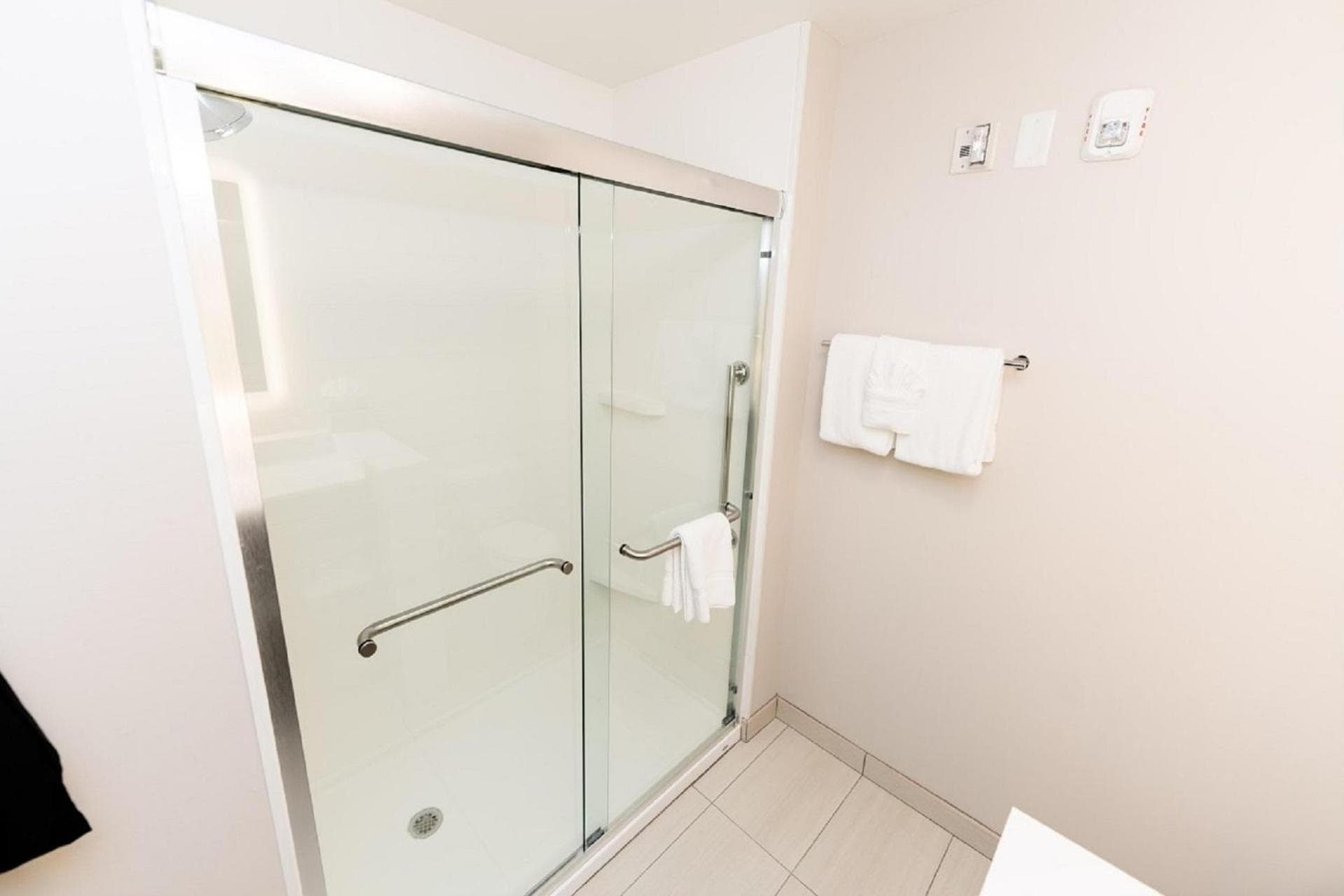 Holiday Inn Express & Suites Franklin - Berry Farms by IHG gallery photo in Franklin, TN — image 44