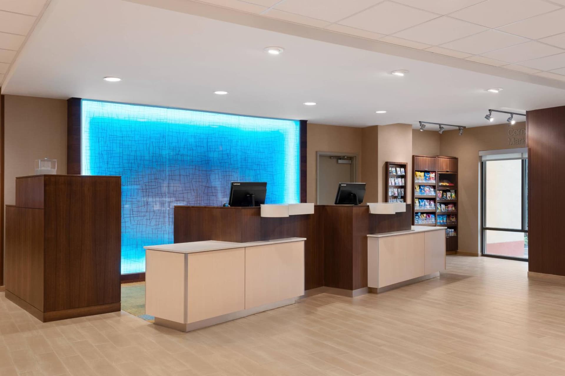 Fairfield Inn & Suites by Marriott Charlottesville Downtown/University Area interior in Charlottesville, VA — gallery photo 2
