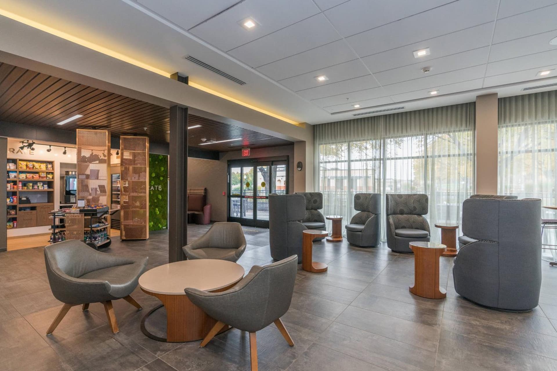 Courtyard by Marriott West Springfield property views in West Springfield — gallery photo 3