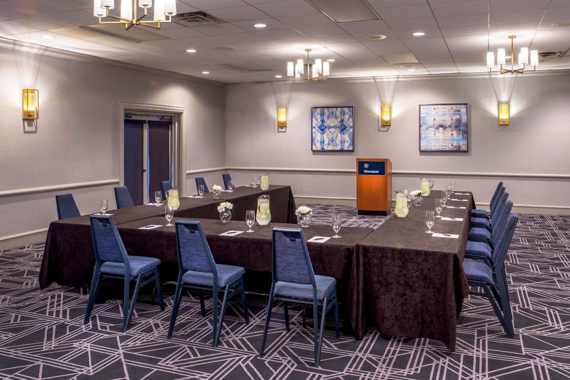 Sheraton Music City Nashville Airport property views in Nashville, TN — gallery photo 3
