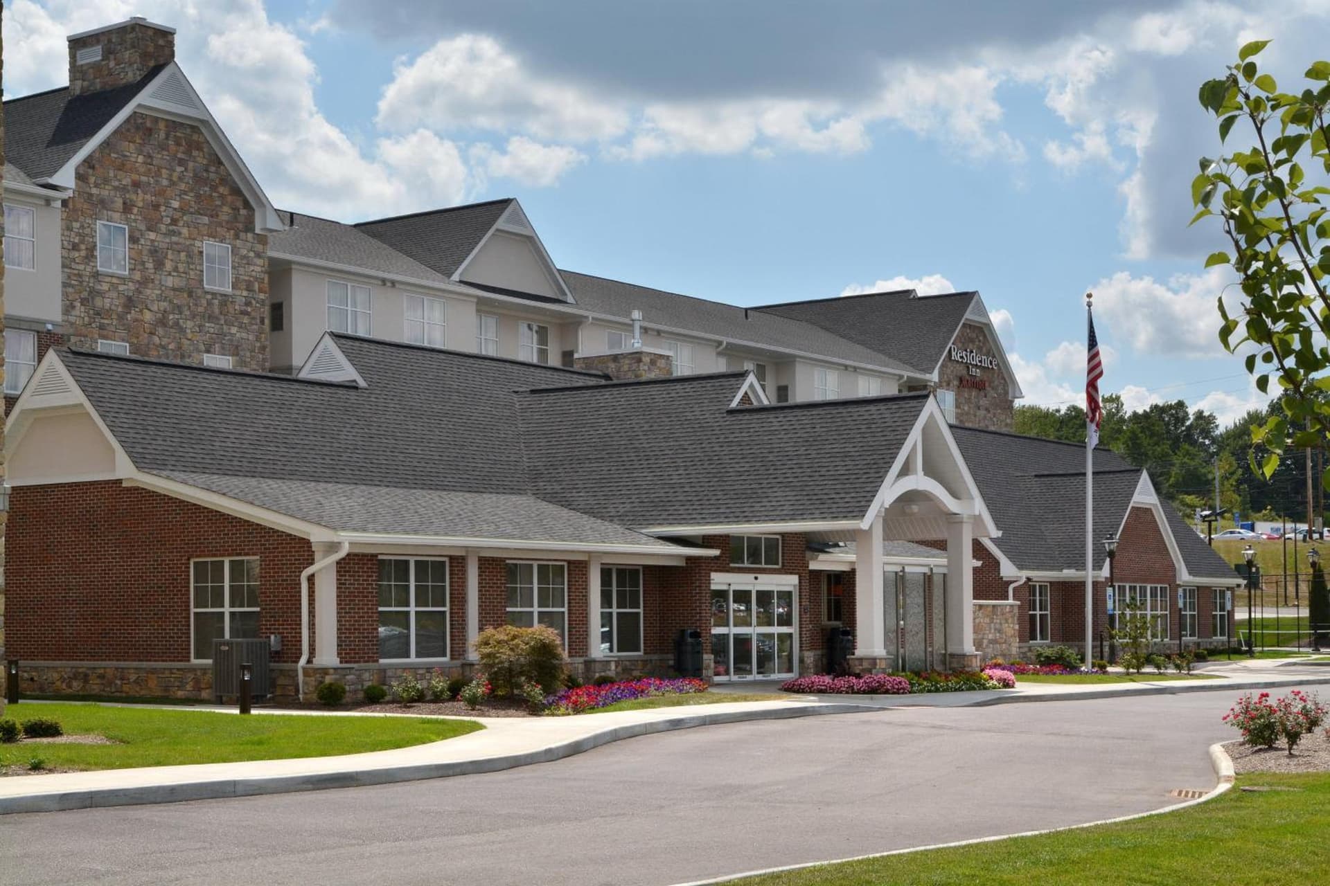 Residence Inn by Marriott Akron Fairlawn exterior or lobby in Akron, OH — main listing photo