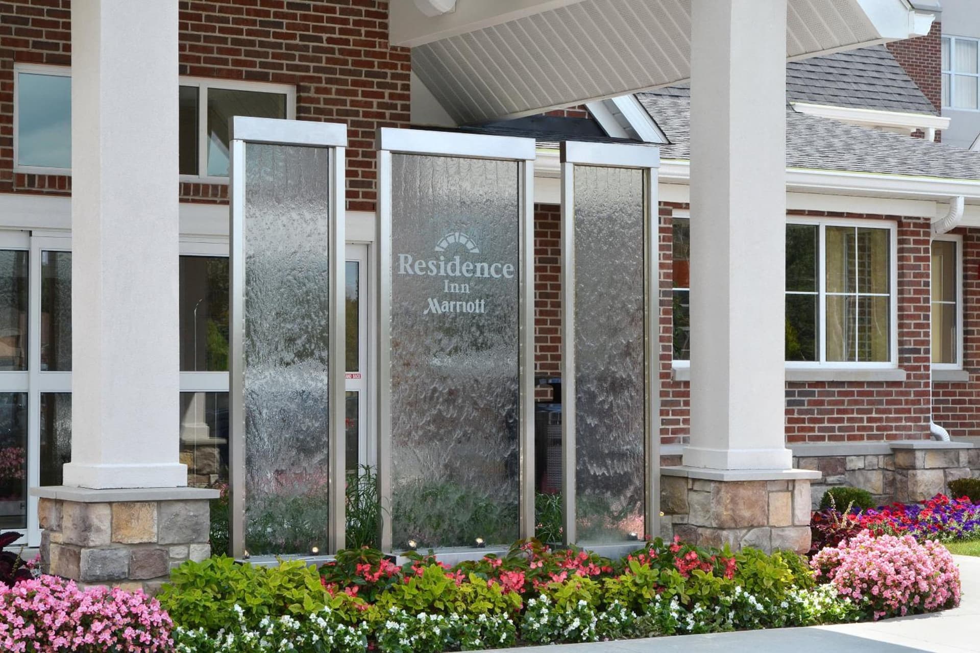 Residence Inn by Marriott Akron Fairlawn gallery photo in Akron, OH — image 5