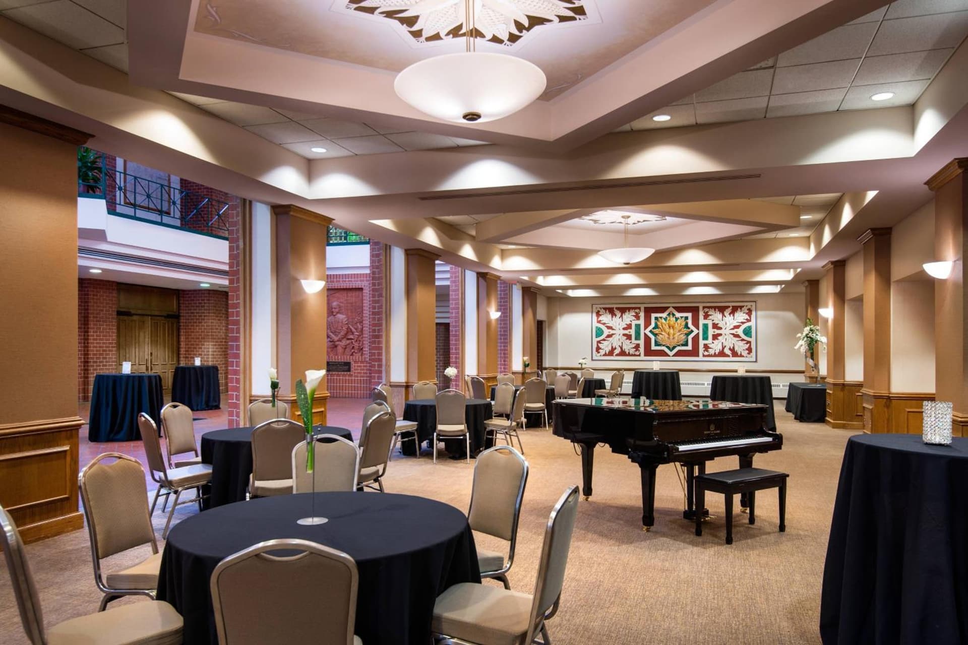 The Lincoln Marriott Cornhusker Hotel gallery photo in Lincoln, NE — image 48