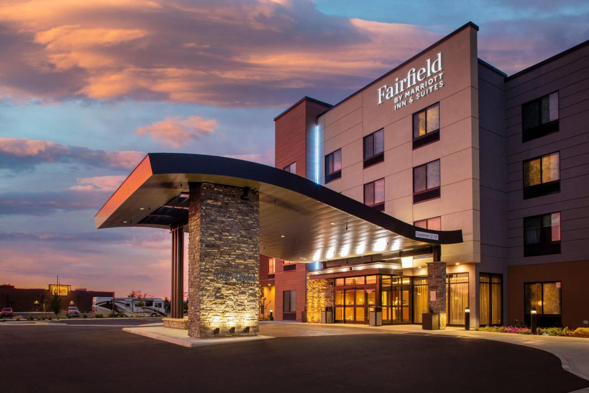 Fairfield by Marriott Inn & Suites Medford interior in Medford, OR — gallery photo 2