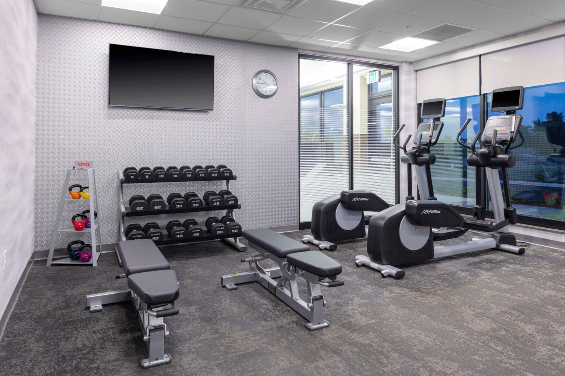 Fairfield by Marriott Inn & Suites Medford gallery photo in Medford, OR — image 26
