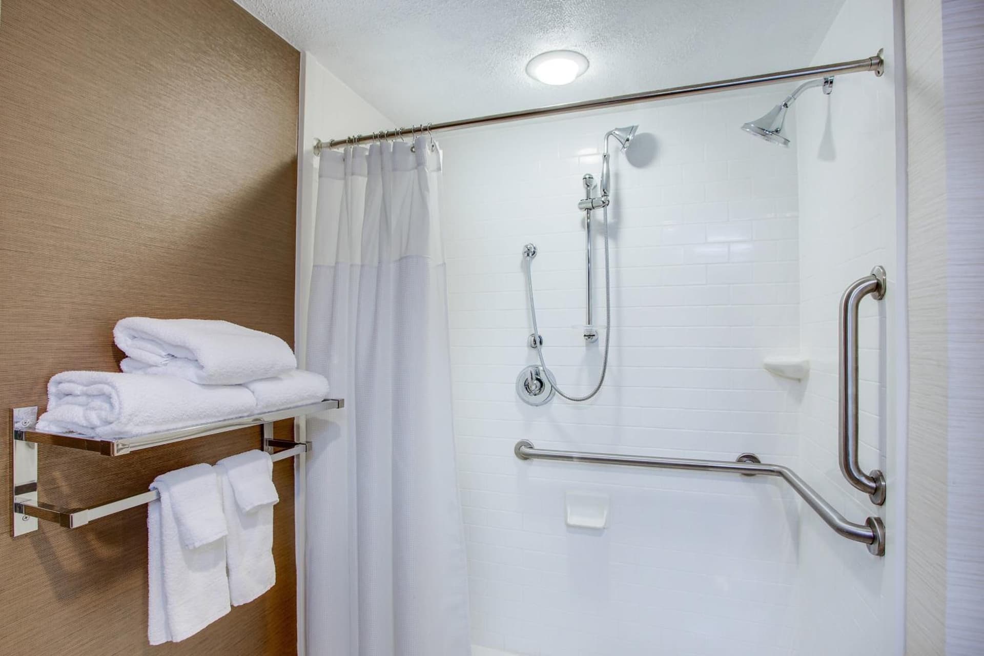 Fairfield Inn by Marriott Burlington Williston gallery photo in Burlington, VT — image 18