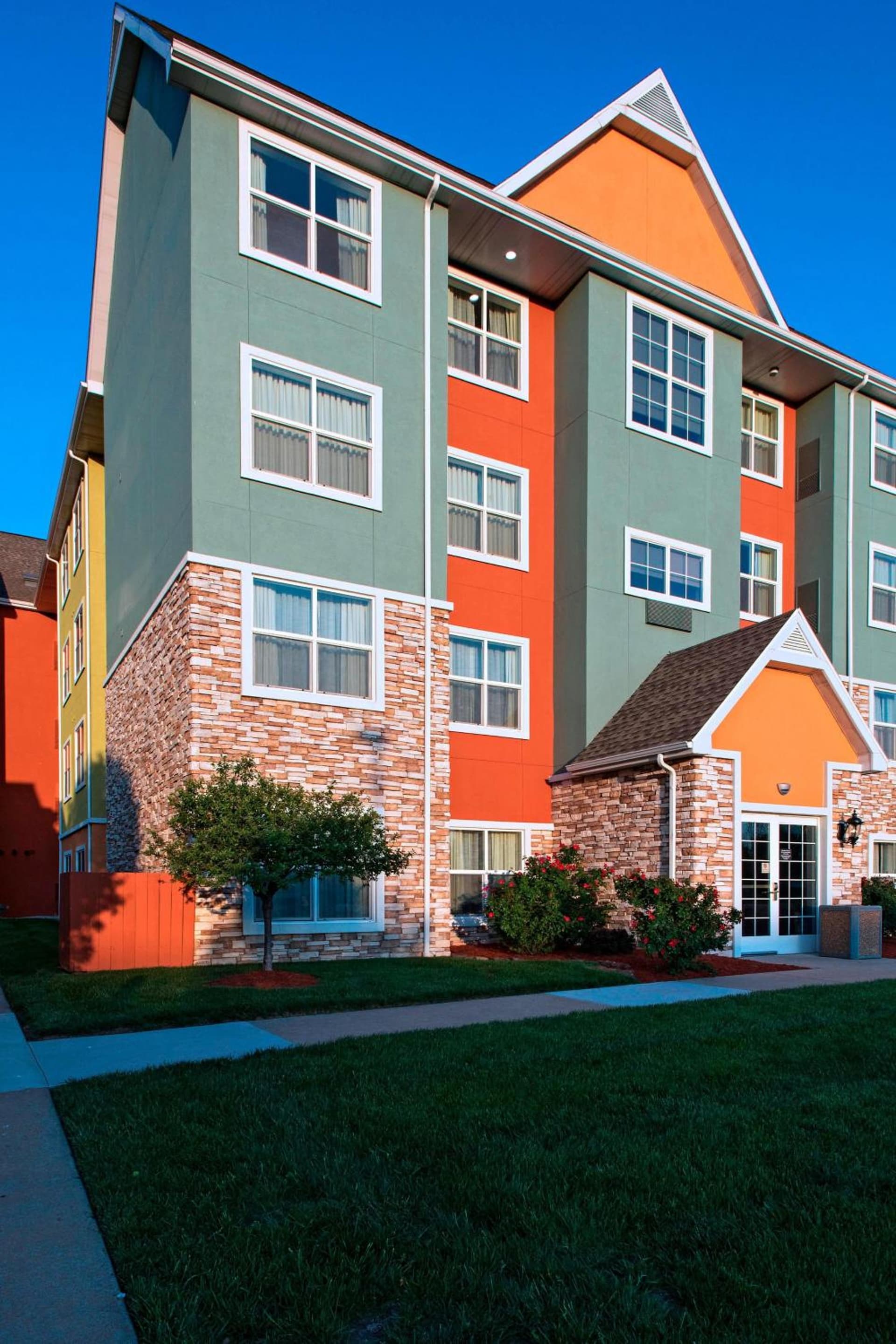 Residence Inn Columbia property views in Columbia, MO — gallery photo 3
