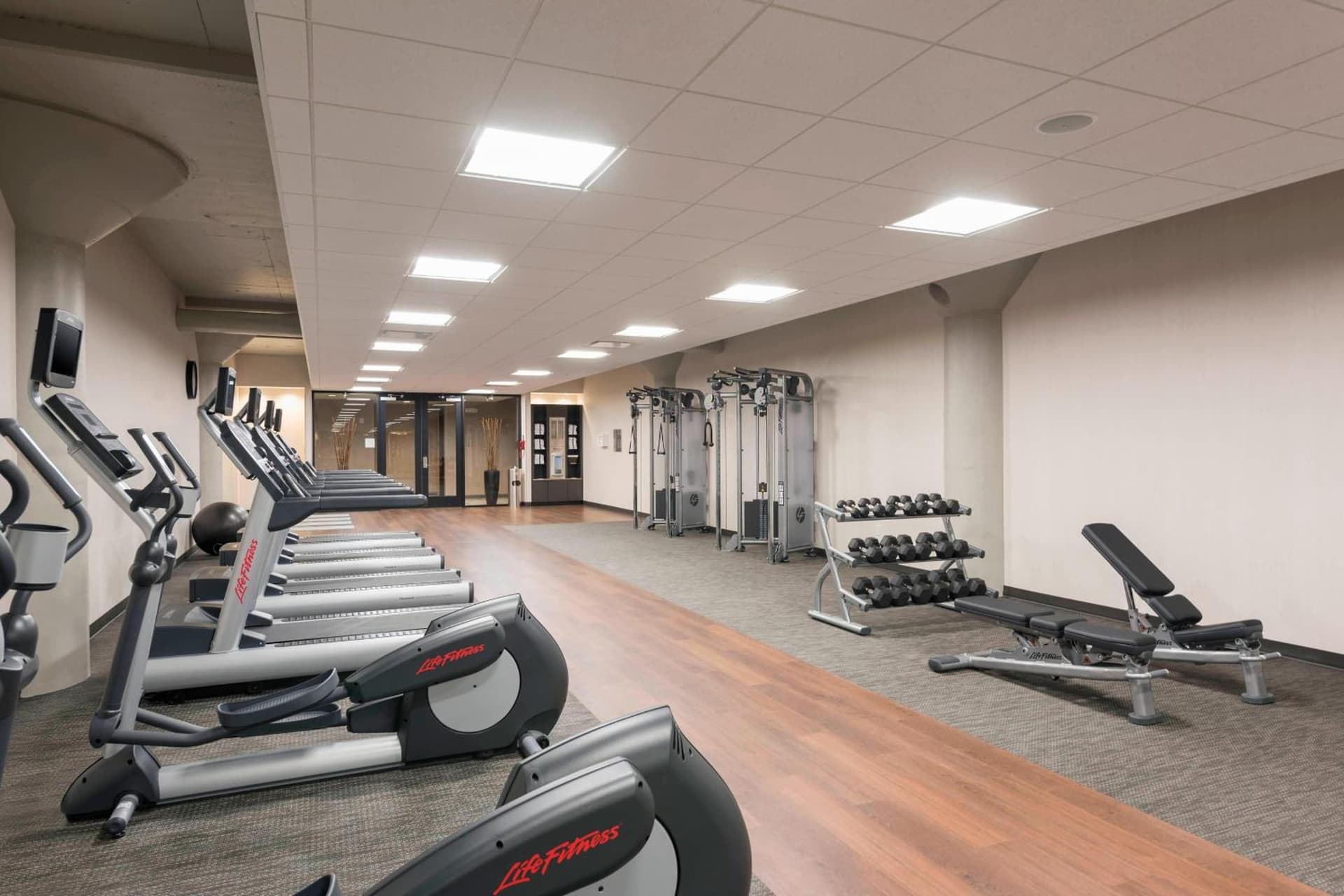 Courtyard by Marriott Waterloo Cedar Falls gallery photo in Waterloo, IA — image 7