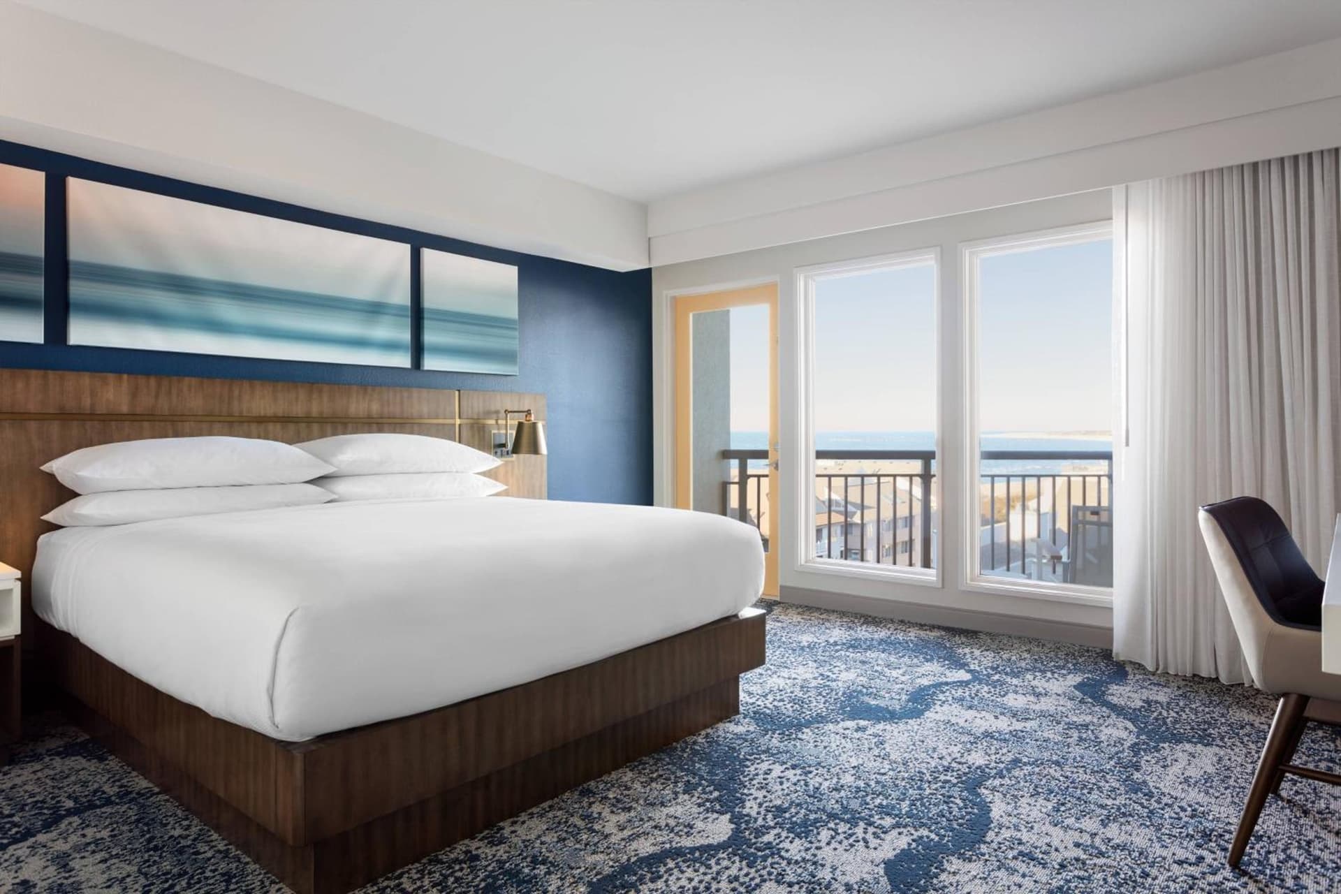 Delta Hotels by Marriott™ Virginia Beach Waterfront Suites property views in Virginia Beach, VA — gallery photo 3