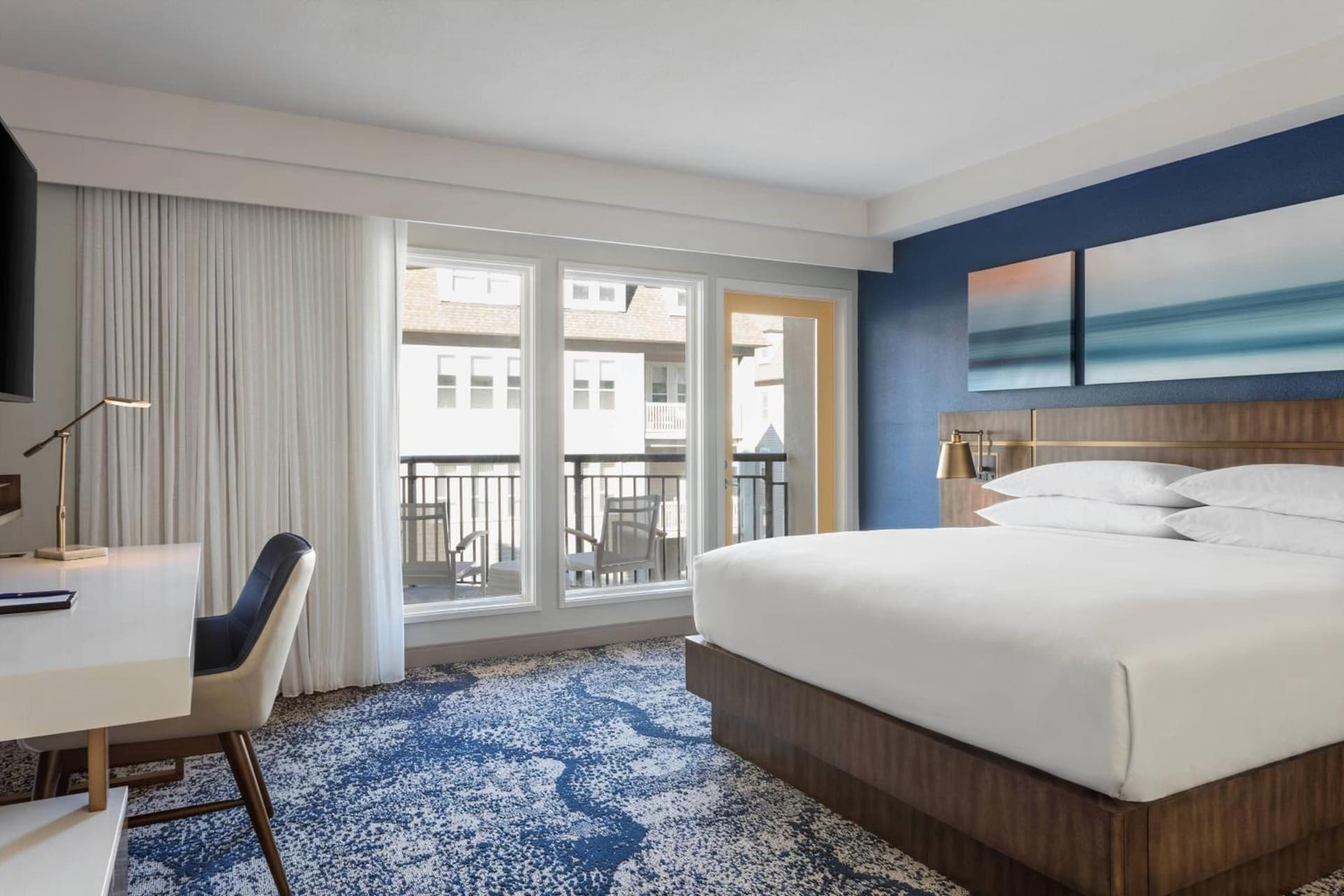 Delta Hotels by Marriott™ Virginia Beach Waterfront Suites gallery photo in Virginia Beach, VA — image 36