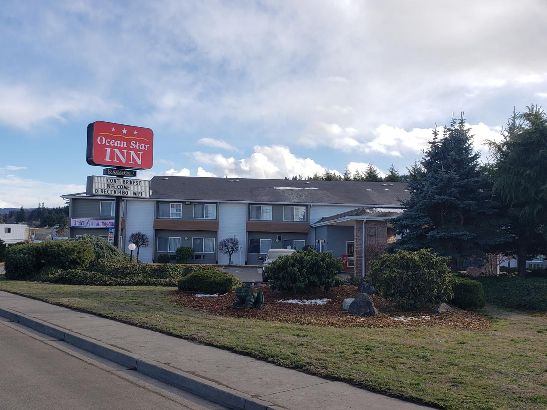 Ocean Star Inn featured exterior or lobby in Sequim, WA — similar hotel