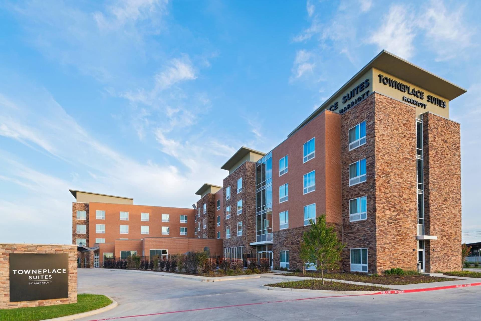 TownePlace Suites by Marriott Dallas DFW Airport North/Irving featured exterior or lobby in Irving, TX — similar hotel