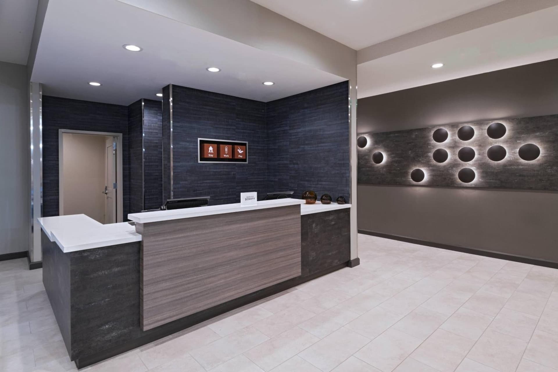 TownePlace Suites by Marriott Dallas DFW Airport North/Irving property views in Irving, TX — gallery photo 3