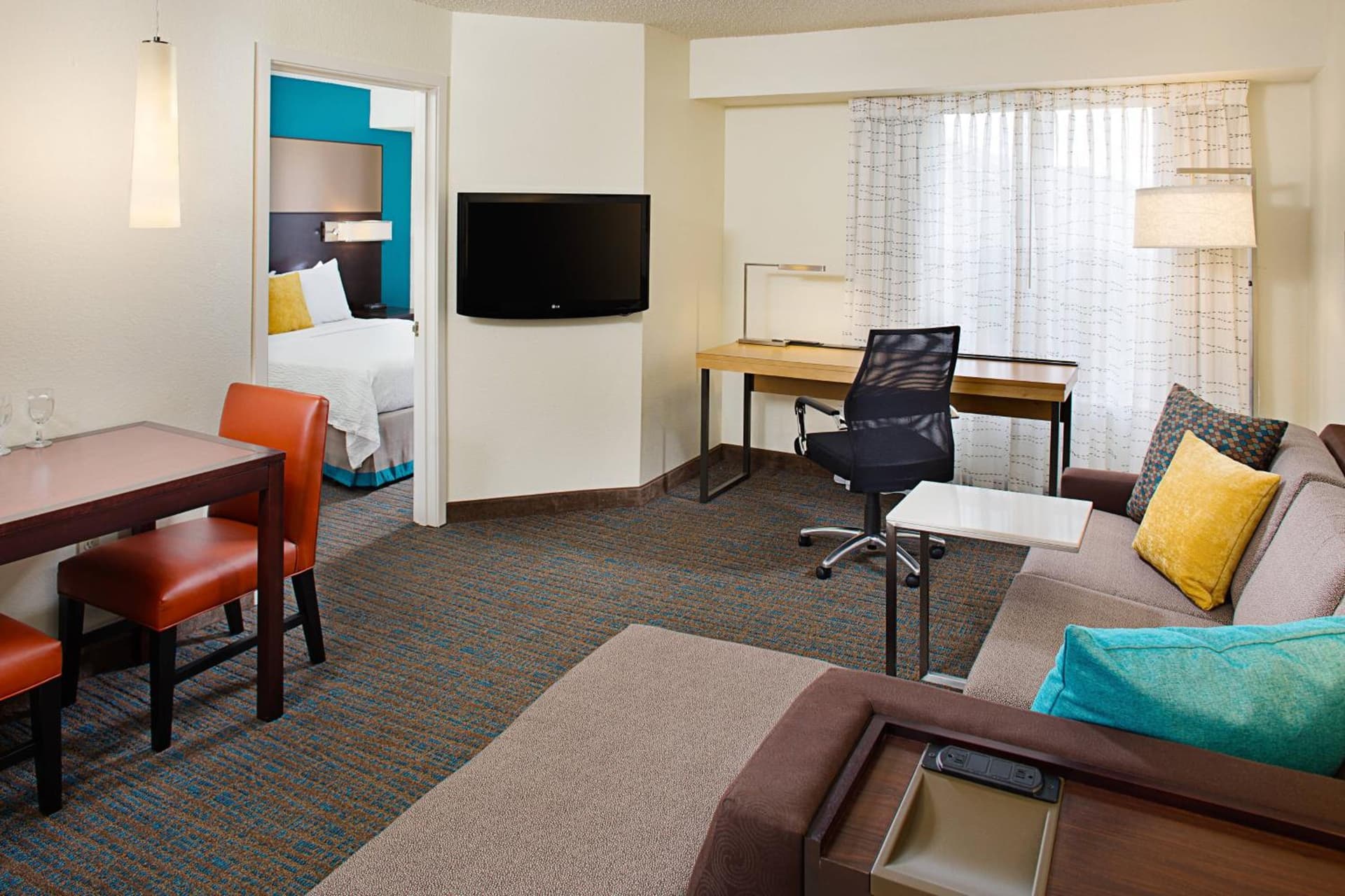 Residence Inn by Marriott Detroit Livonia gallery photo in Livonia, MI — image 16