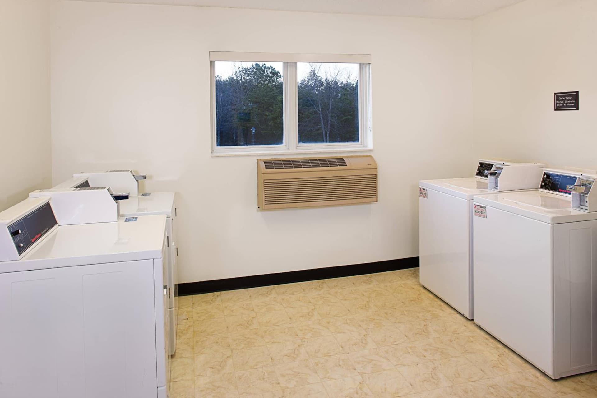 Residence Inn by Marriott Detroit Livonia gallery photo in Livonia, MI — image 12