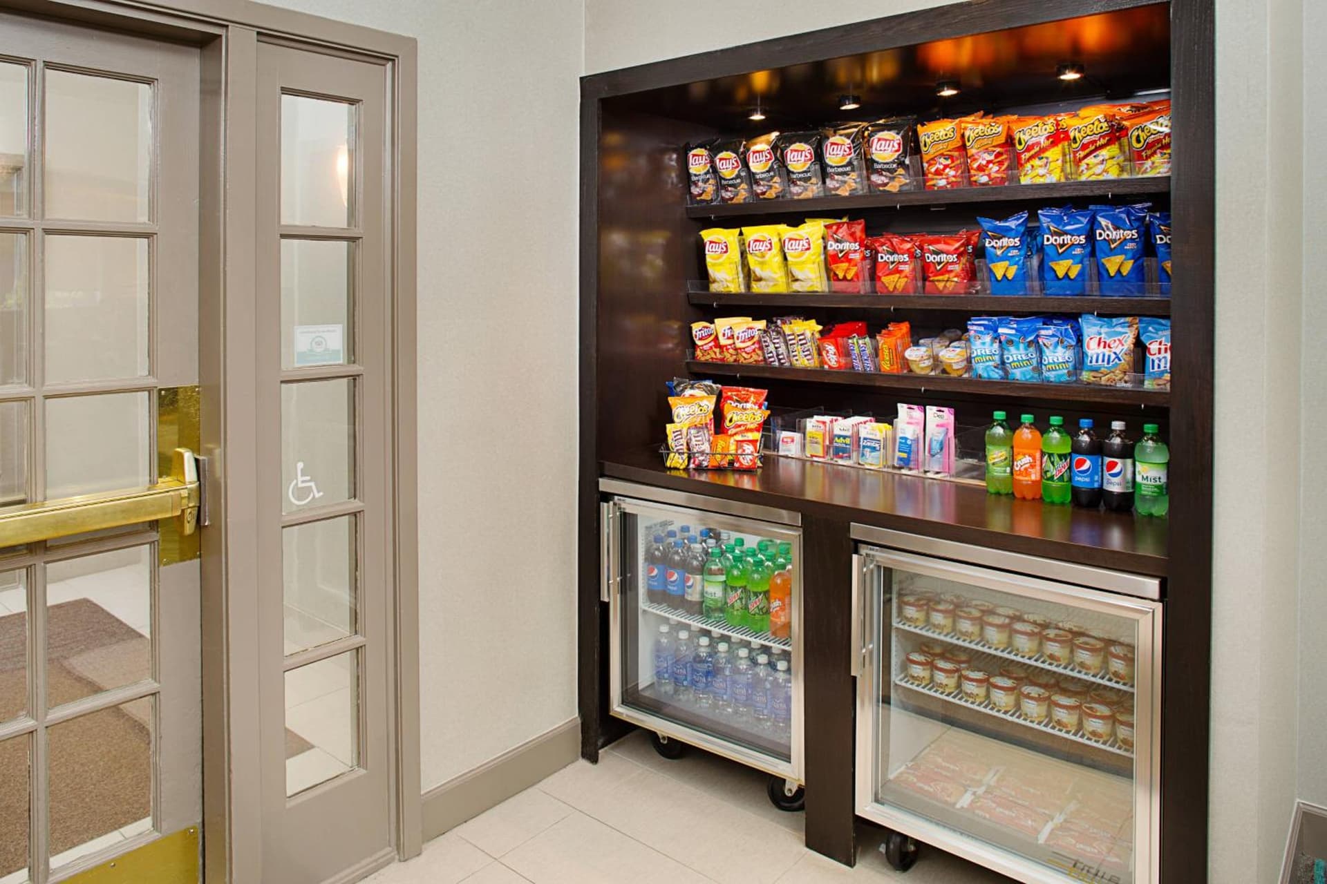 Residence Inn by Marriott Detroit Livonia gallery photo in Livonia, MI — image 15