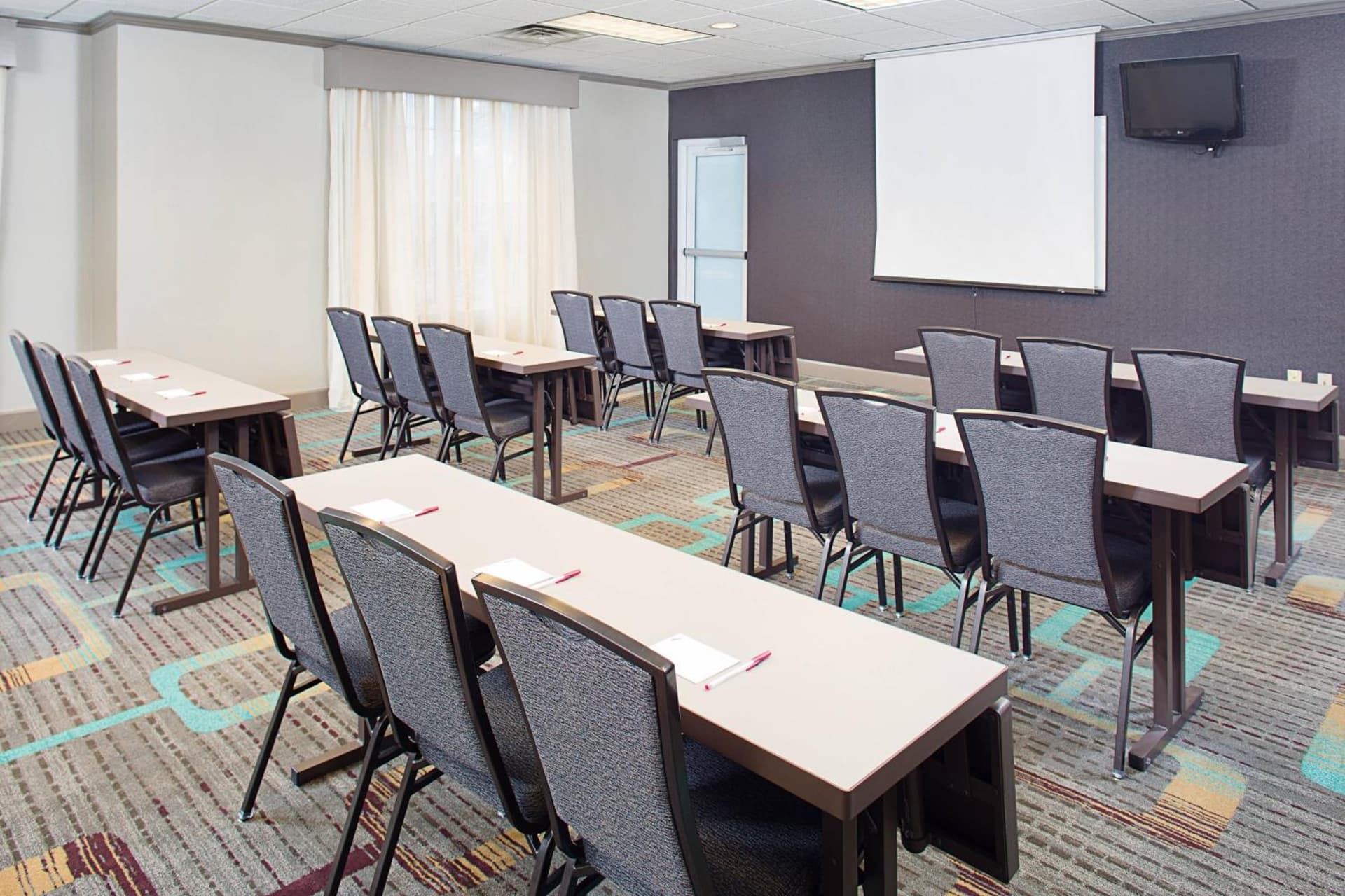 Residence Inn by Marriott Detroit Livonia gallery photo in Livonia, MI — image 10