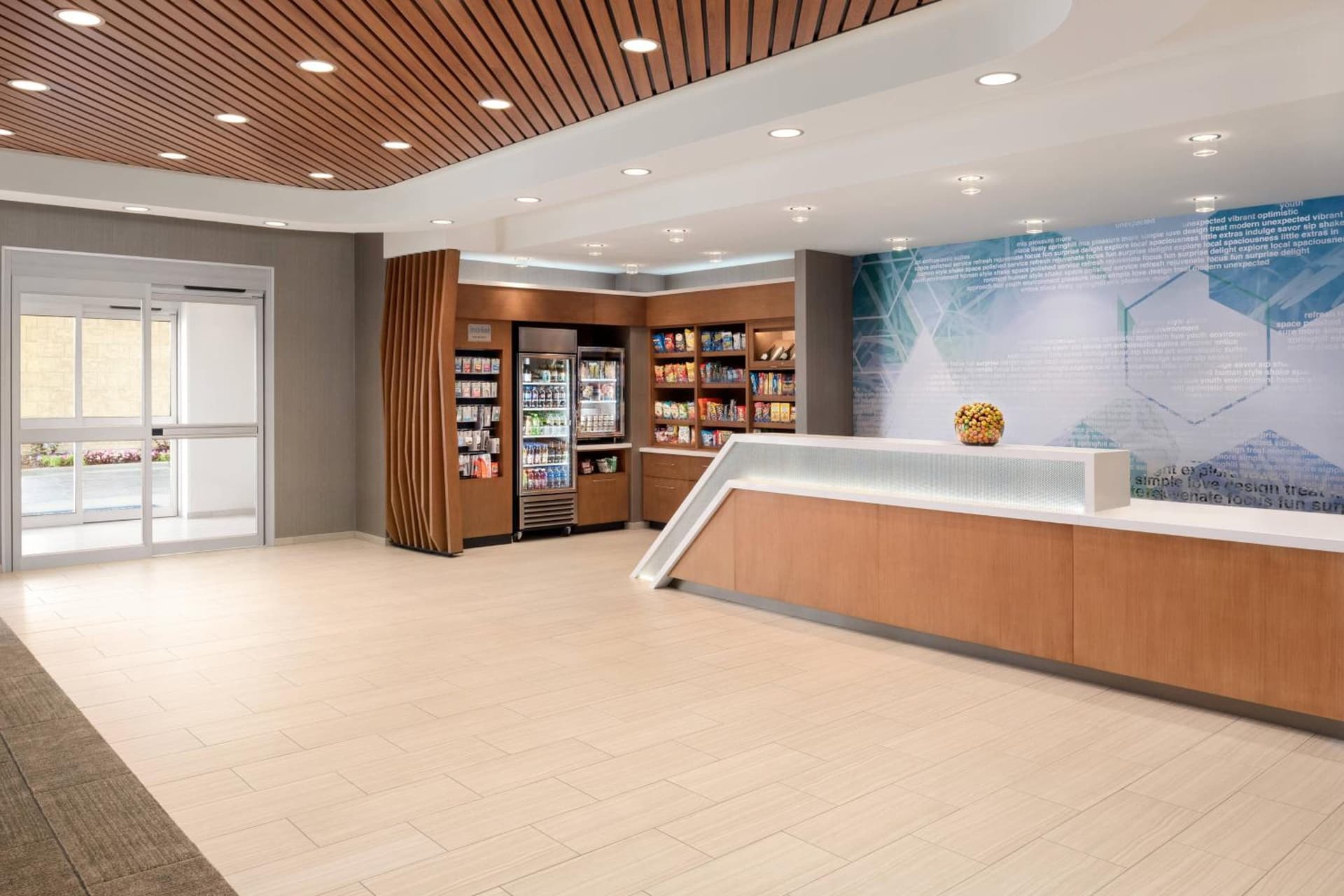 SpringHill Suites by Marriott Milwaukee West/Wauwatosa property views in Wauwatosa, WI — gallery photo 3