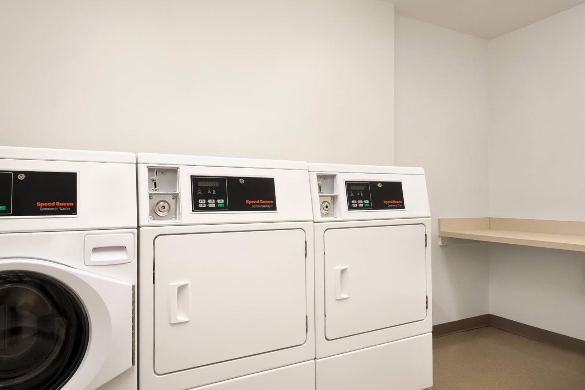 SpringHill Suites by Marriott Milwaukee West/Wauwatosa gallery photo in Wauwatosa, WI — image 12