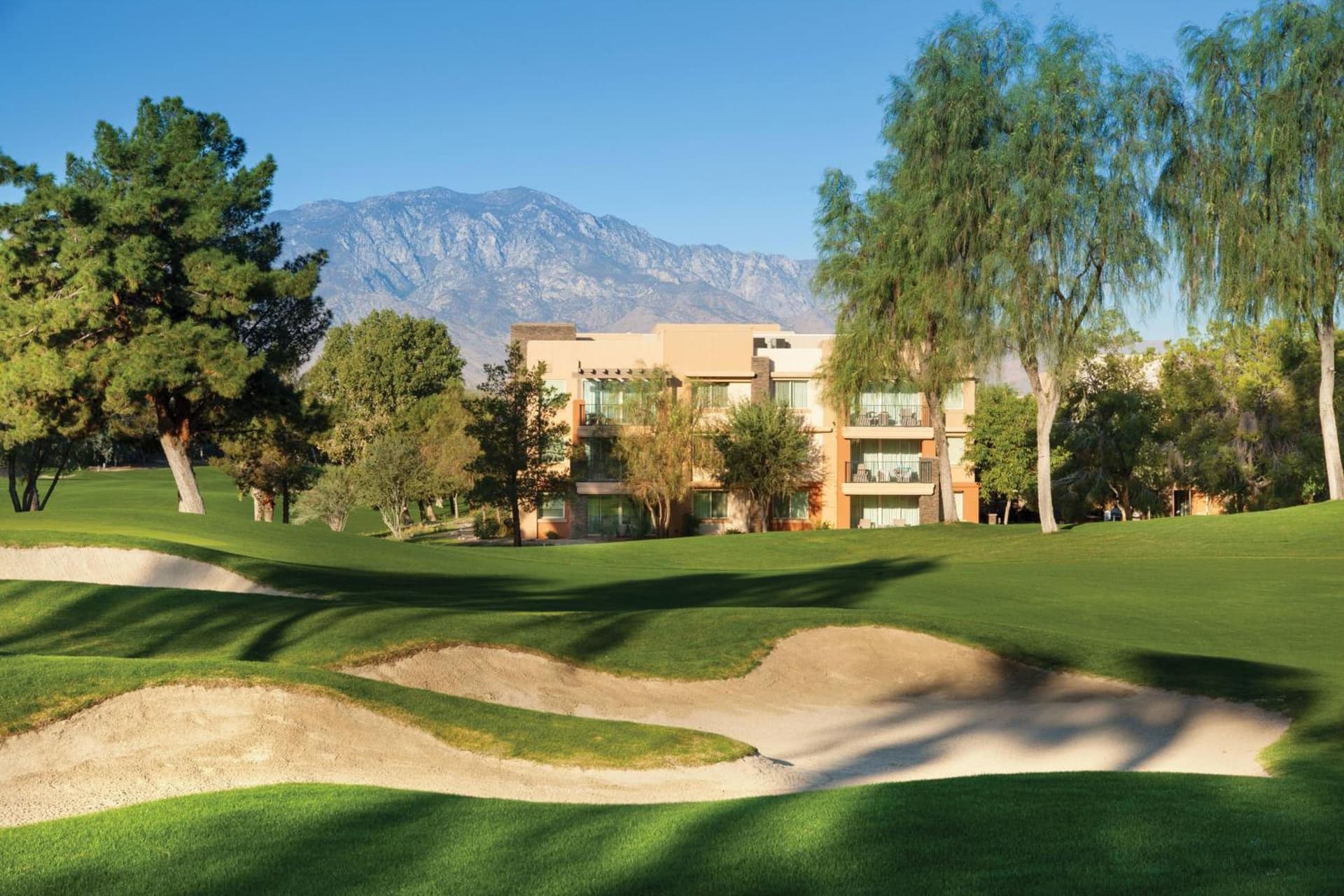 Marriott's Shadow Ridge II - The Enclaves featured exterior or lobby in Palm Desert, CA — similar hotel