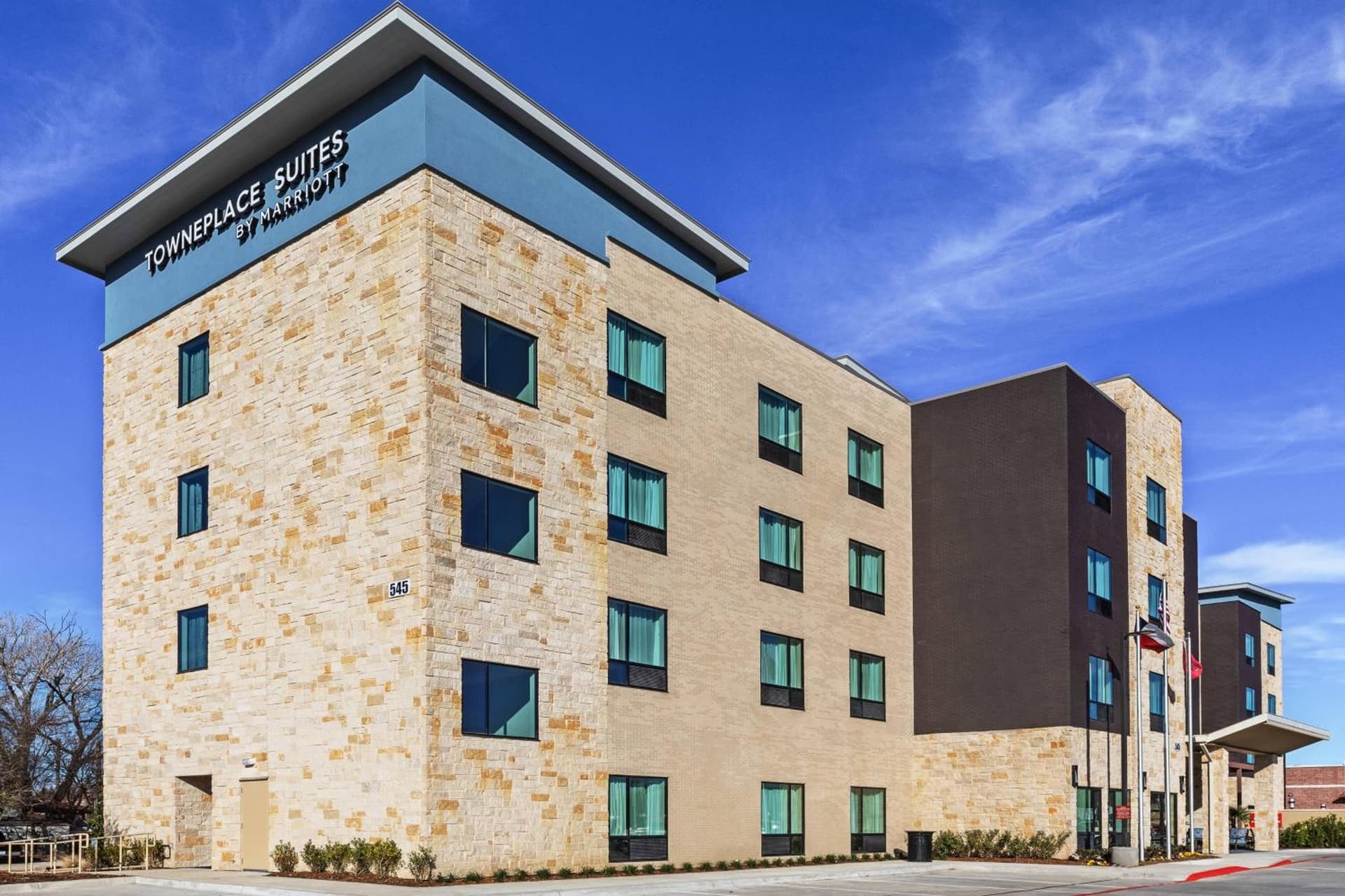 TownePlace Suites Dallas Plano/Richardson interior in Plano, TX — gallery photo 2