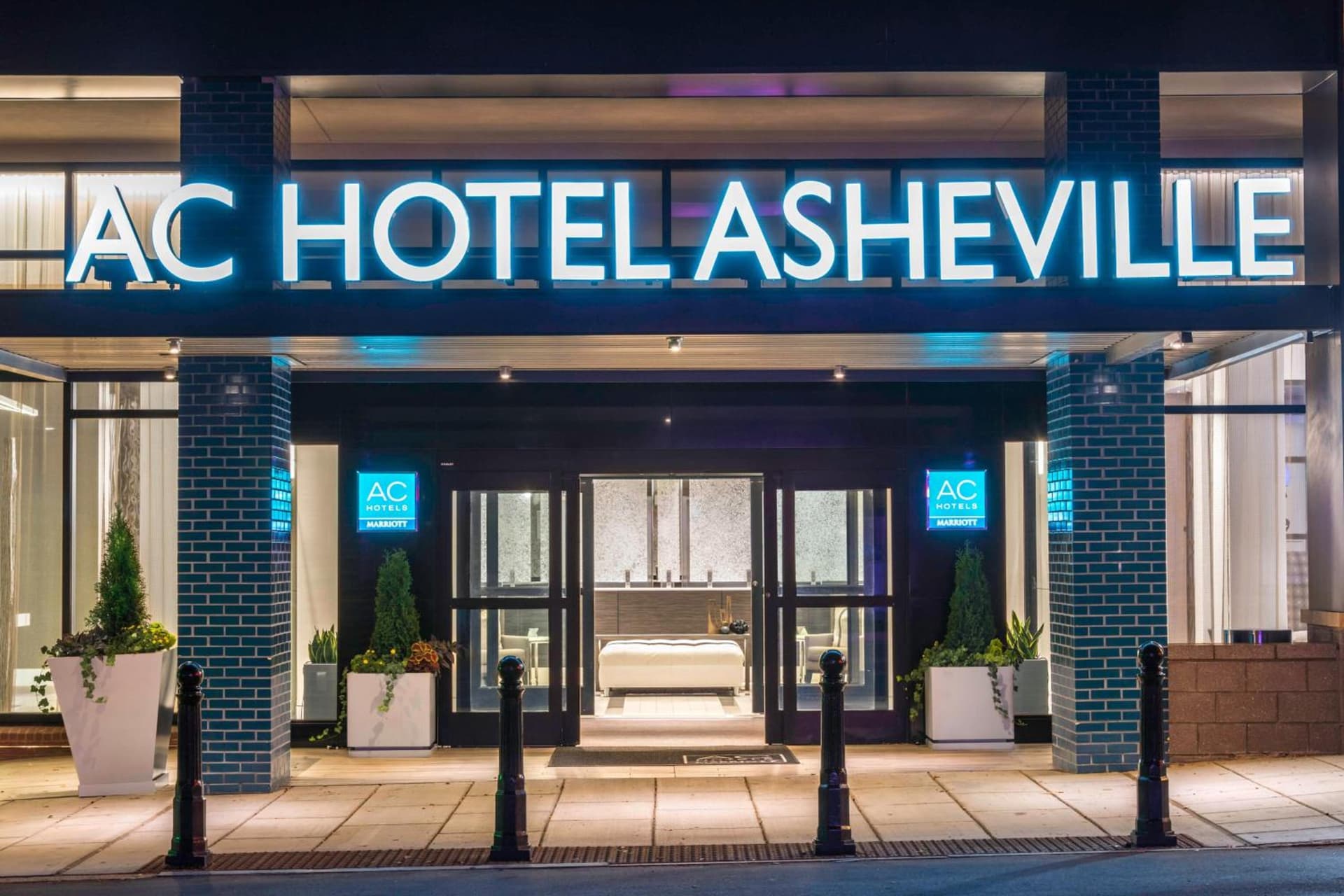 AC Hotel Asheville Downtown interior in Asheville, NC — gallery photo 2