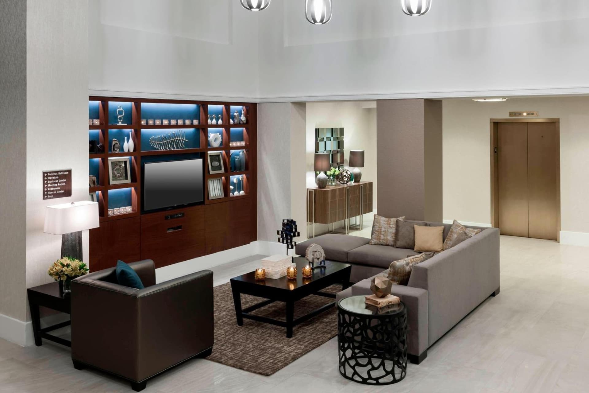 Fairfax Marriott at Fair Oaks property views in Fairfax, VA — gallery photo 3