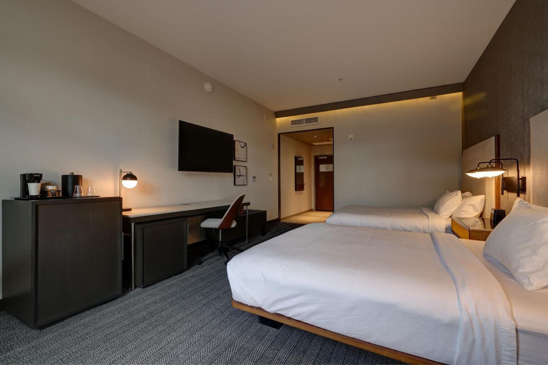 Courtyard by Marriott Iowa City University Heights gallery photo in Iowa City, IA — image 25