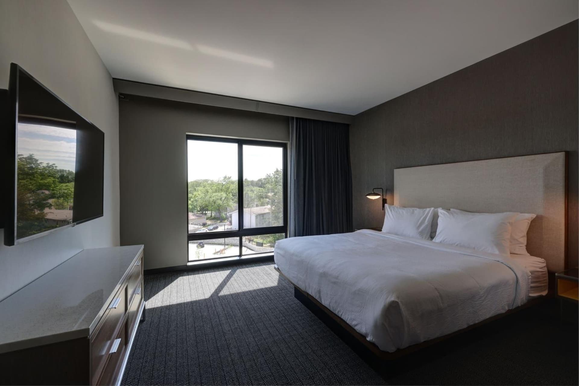 Courtyard by Marriott Iowa City University Heights gallery photo in Iowa City, IA — image 13