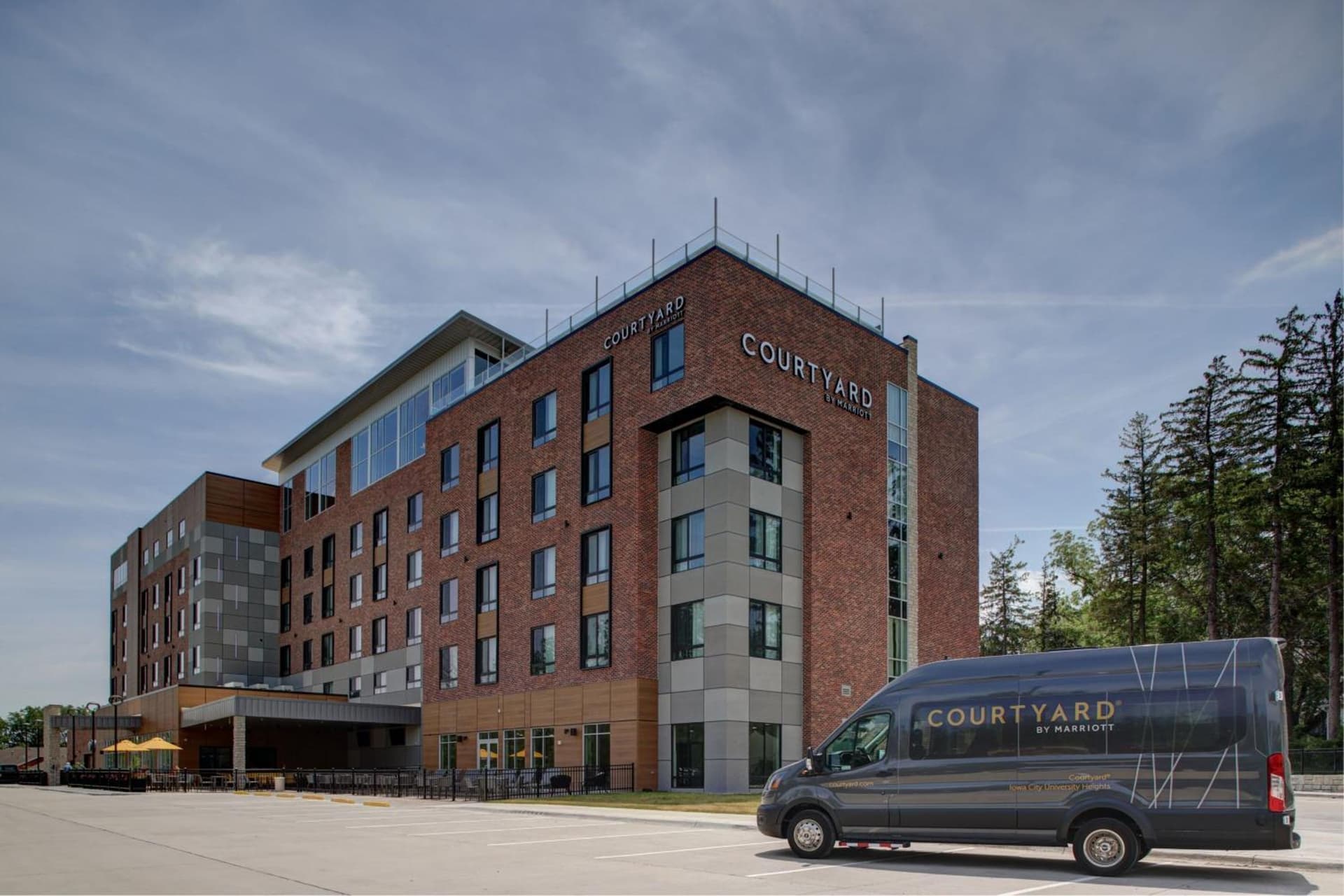 Courtyard by Marriott Iowa City University Heights gallery photo in Iowa City, IA — image 32