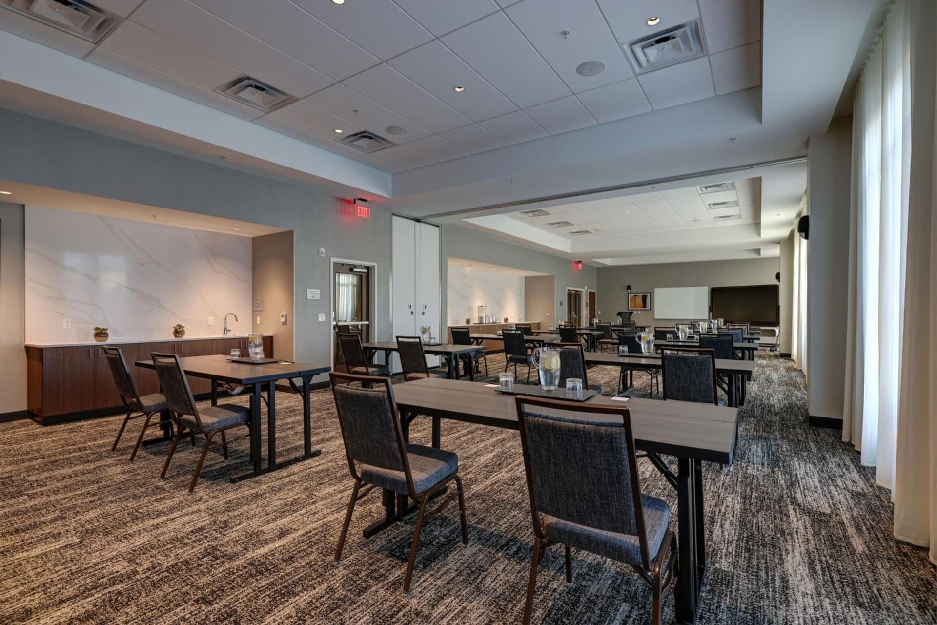 Courtyard by Marriott Iowa City University Heights gallery photo in Iowa City, IA — image 38
